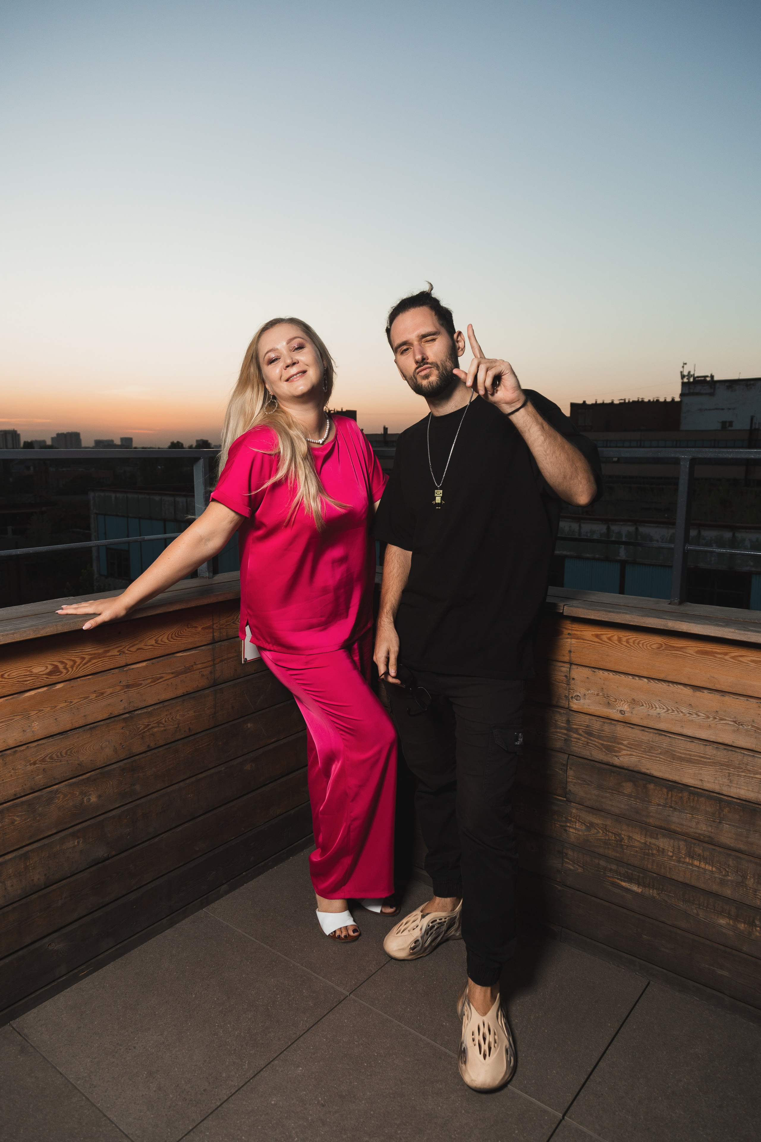 Hills Trio. Главная