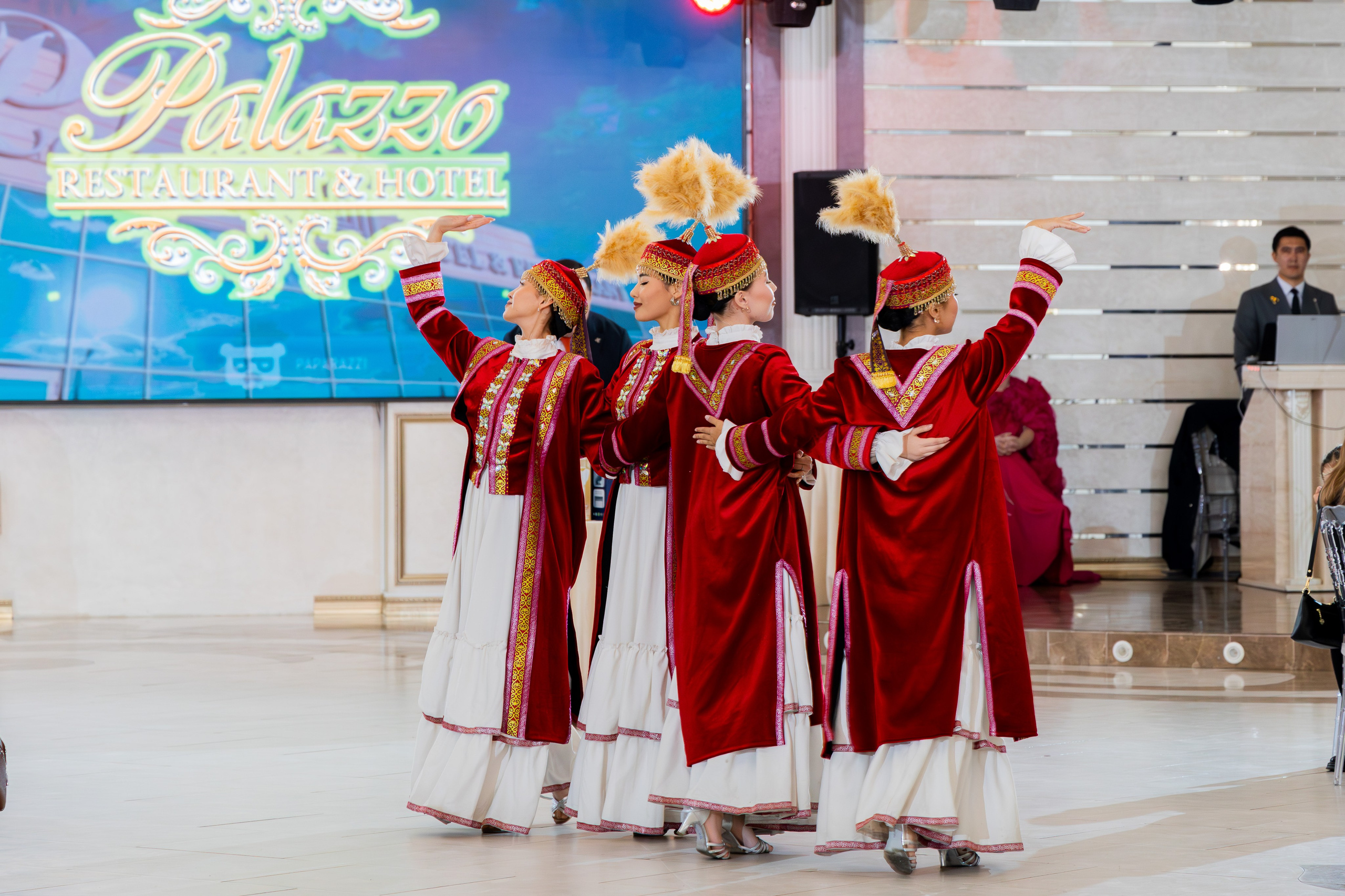 Айдана УЗАТУ