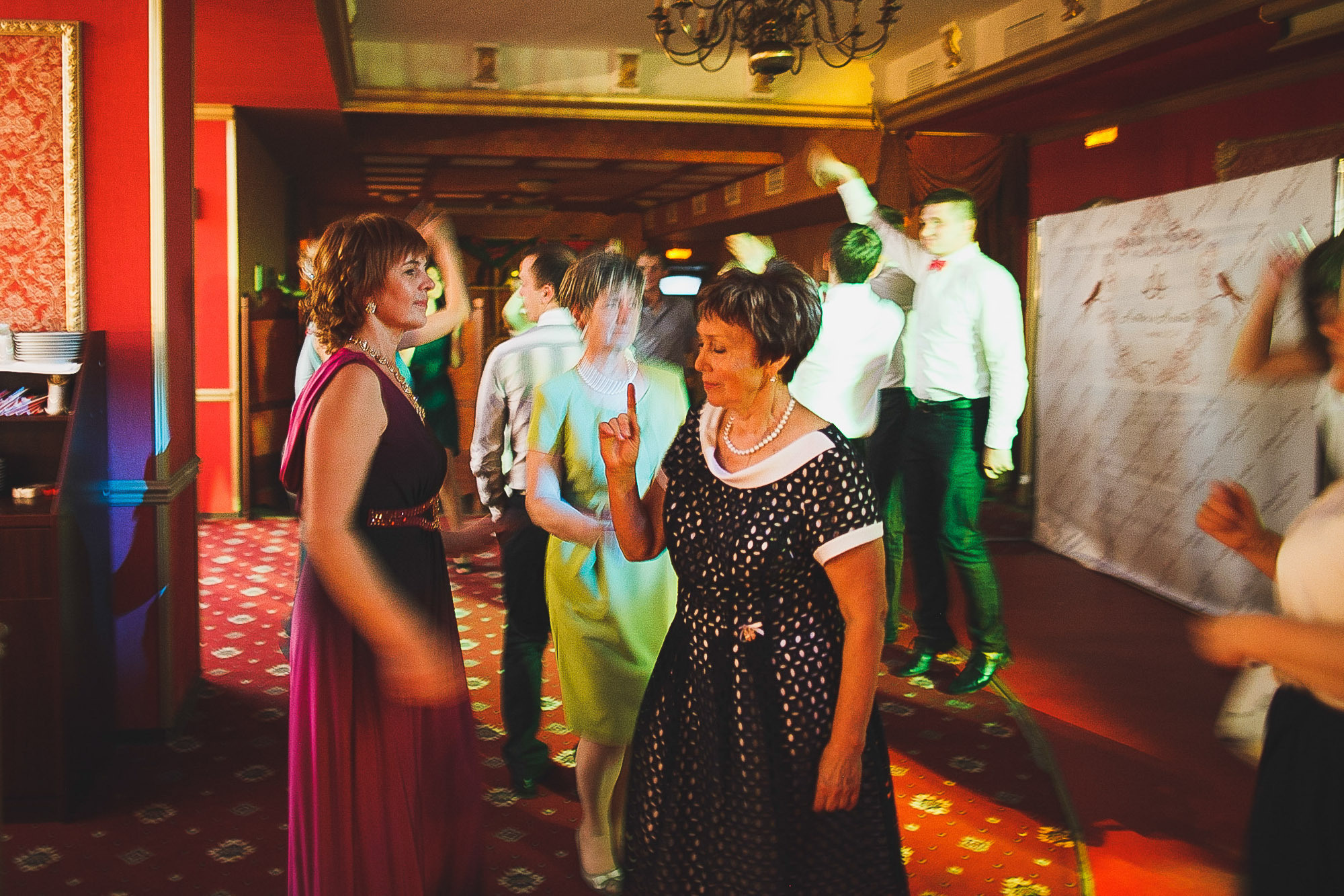 Антон и Аня. Фотограф городских и семейных событий Артем Карпухин