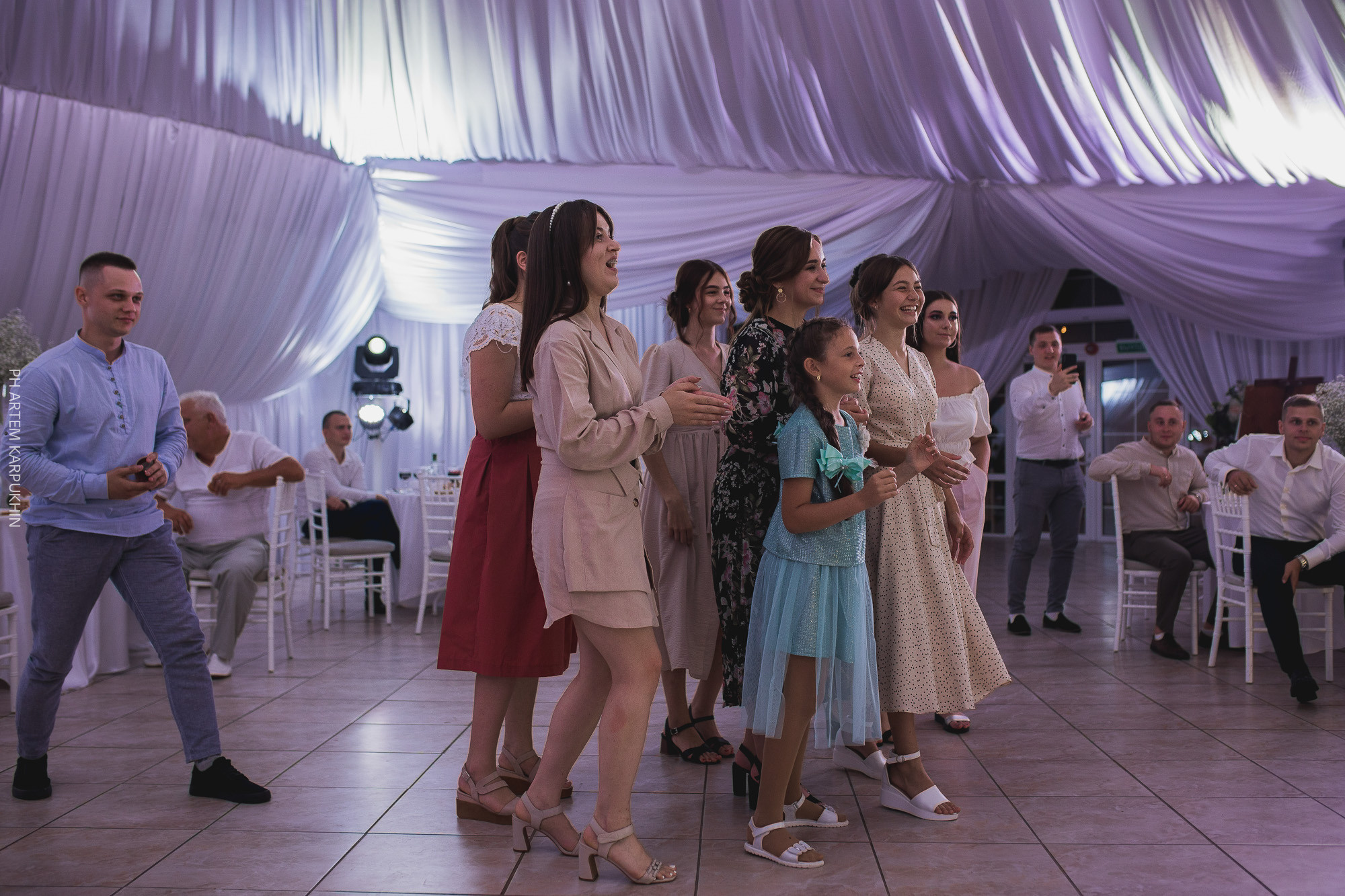 Егор и Виктория. Фотограф городских и семейных событий Артем Карпухин