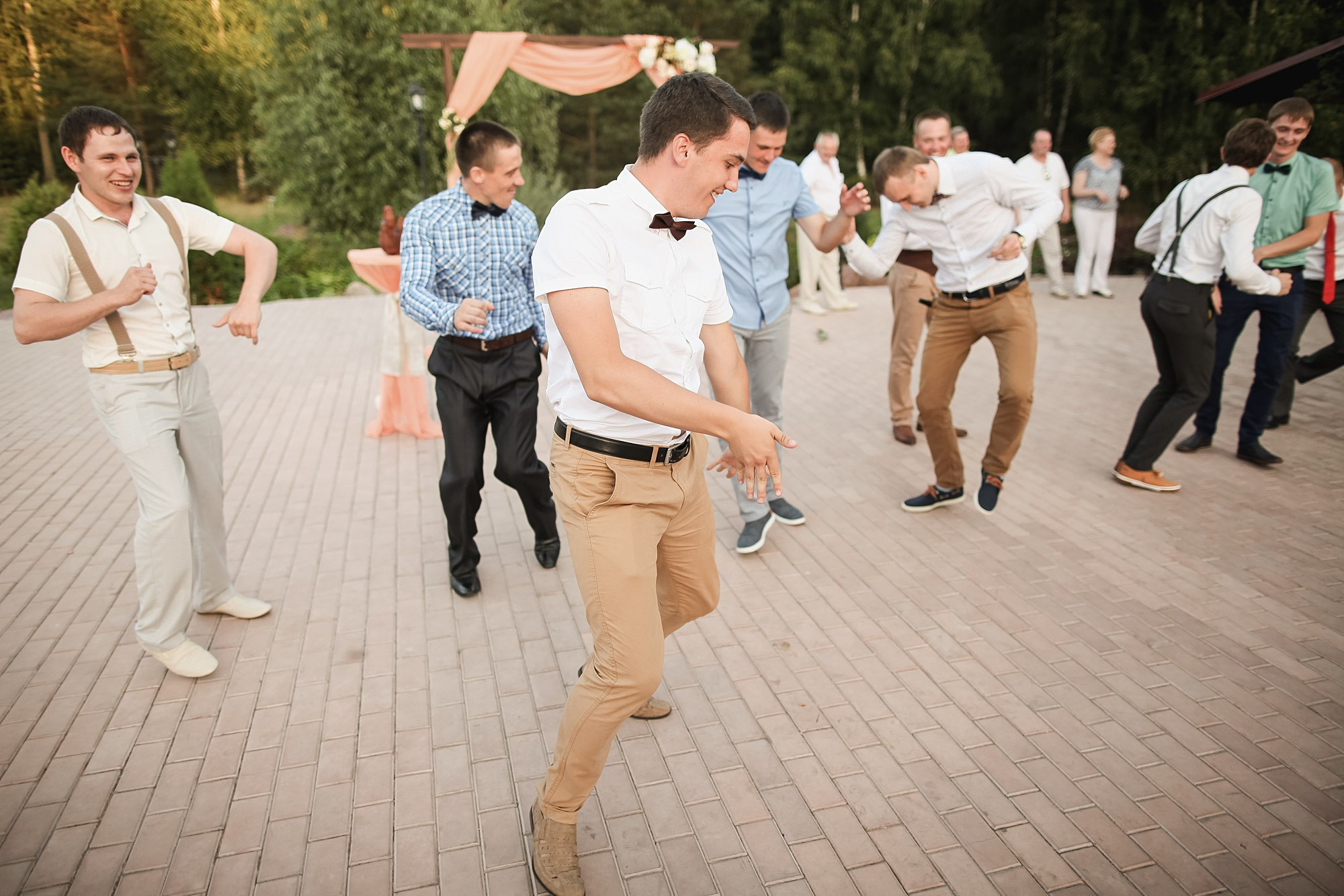 Саша и Галя. Свадьба на ферме. Фотограф городских и семейных событий Артем Карпухин