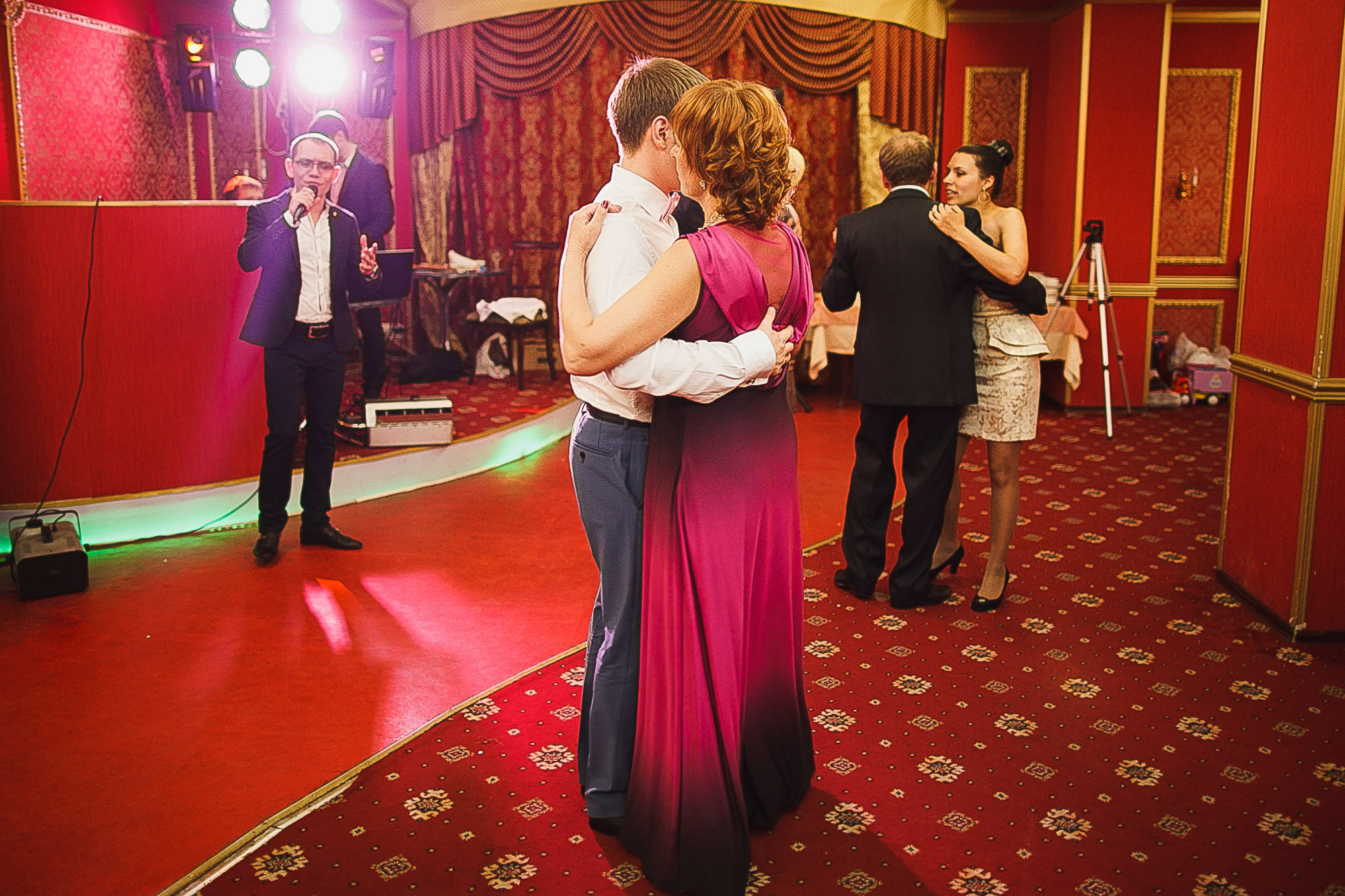 Антон и Аня. Фотограф городских и семейных событий Артем Карпухин