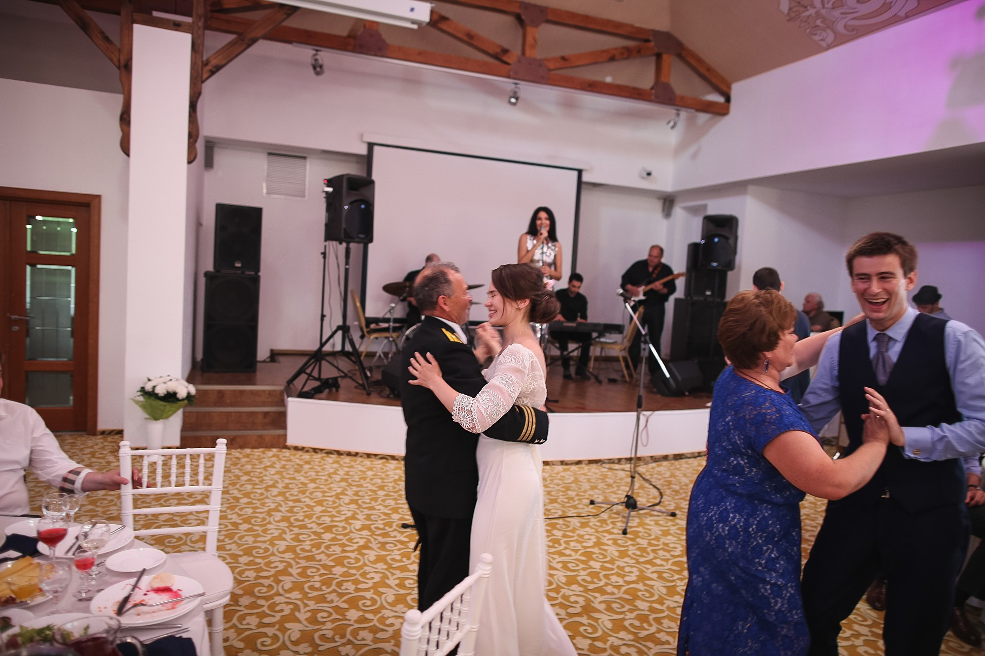 Русско-французская свадьба Анастасии и Фуко июнь 2016. Фотограф городских и семейных событий Артем Карпухин