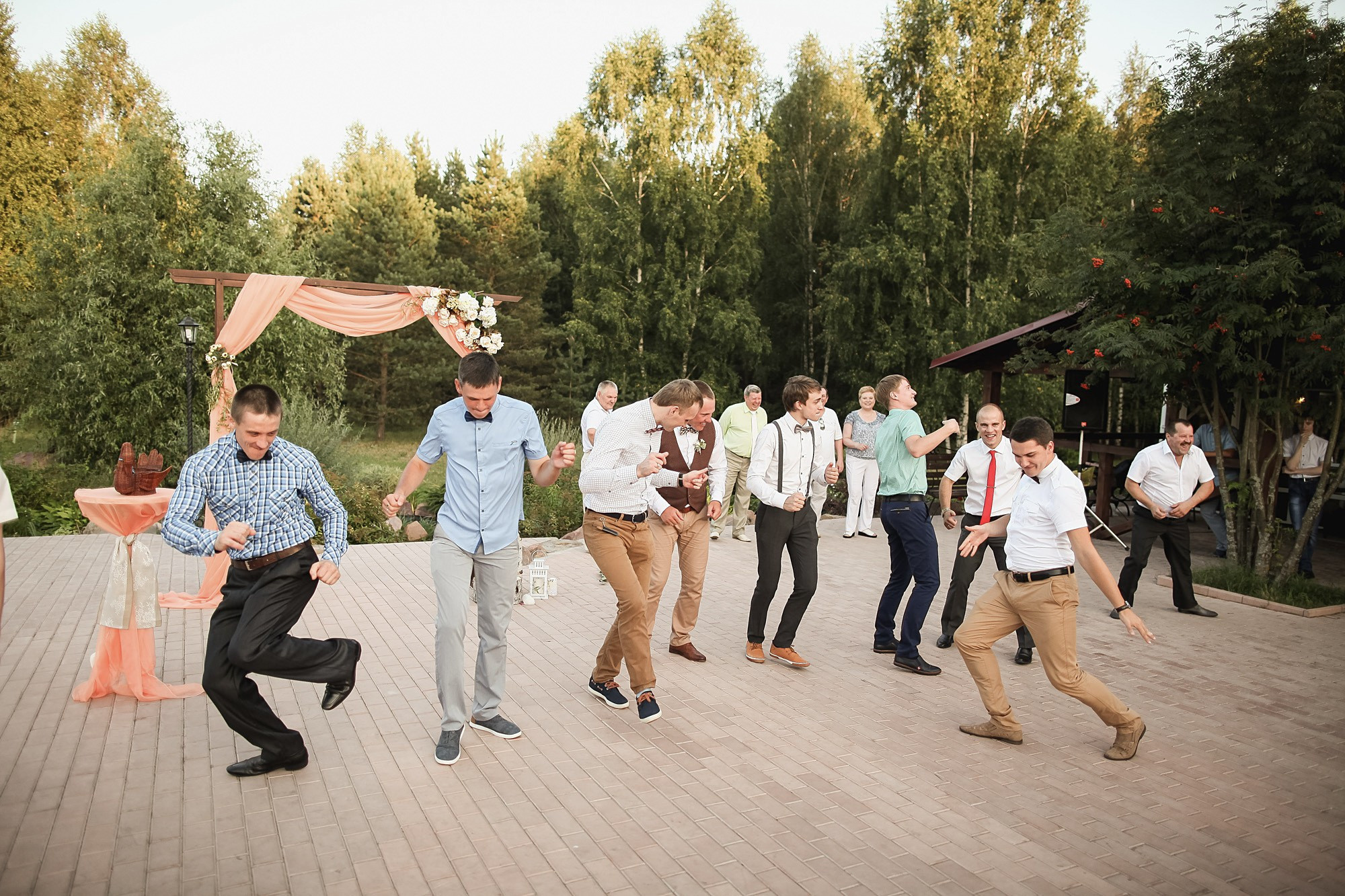Саша и Галя. Свадьба на ферме. Фотограф городских и семейных событий Артем Карпухин