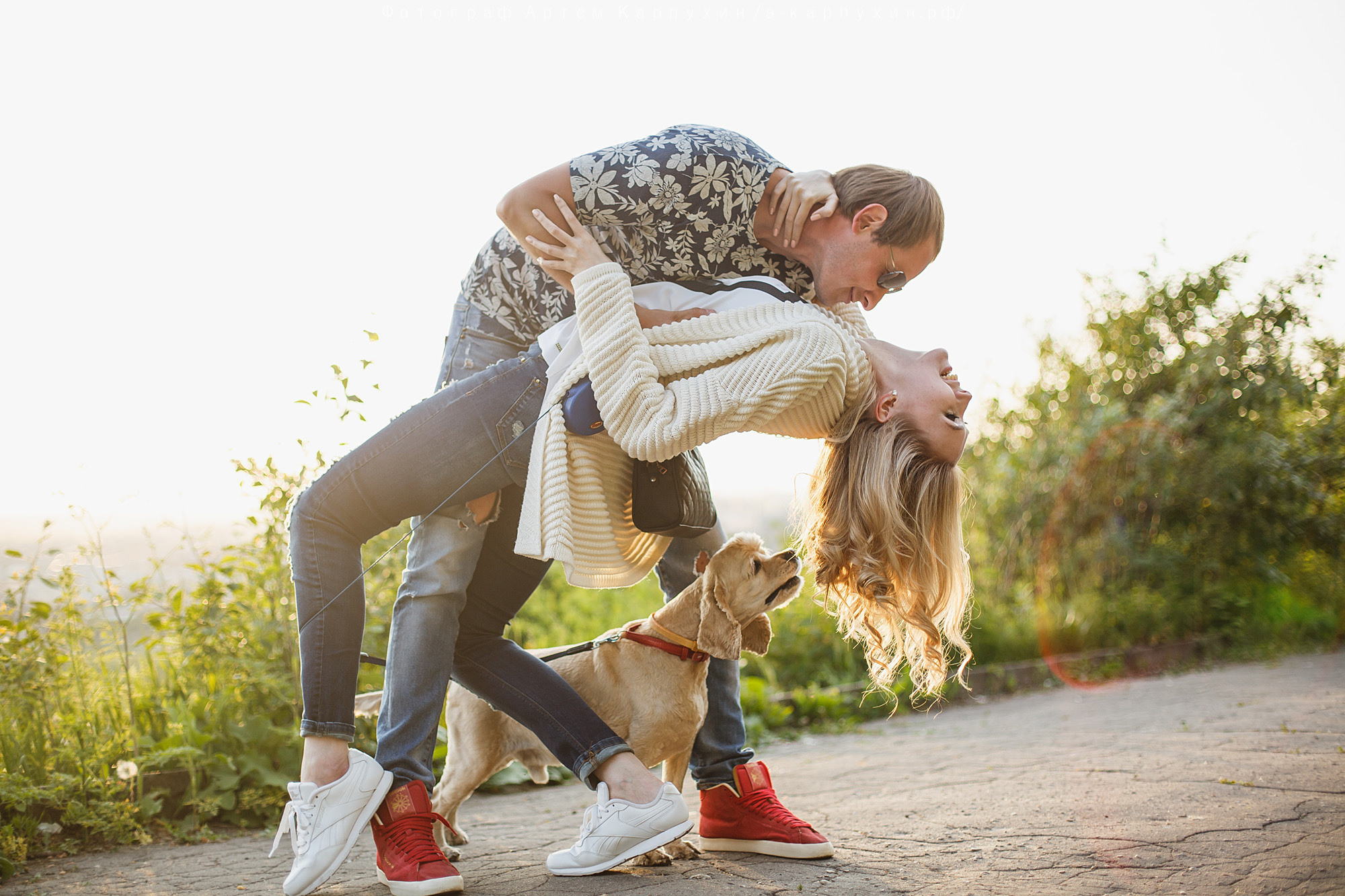 Город, собака, любовь. Прогулка Димы, Кати и Гранта. Фотограф городских и семейных событий Артем Карпухин