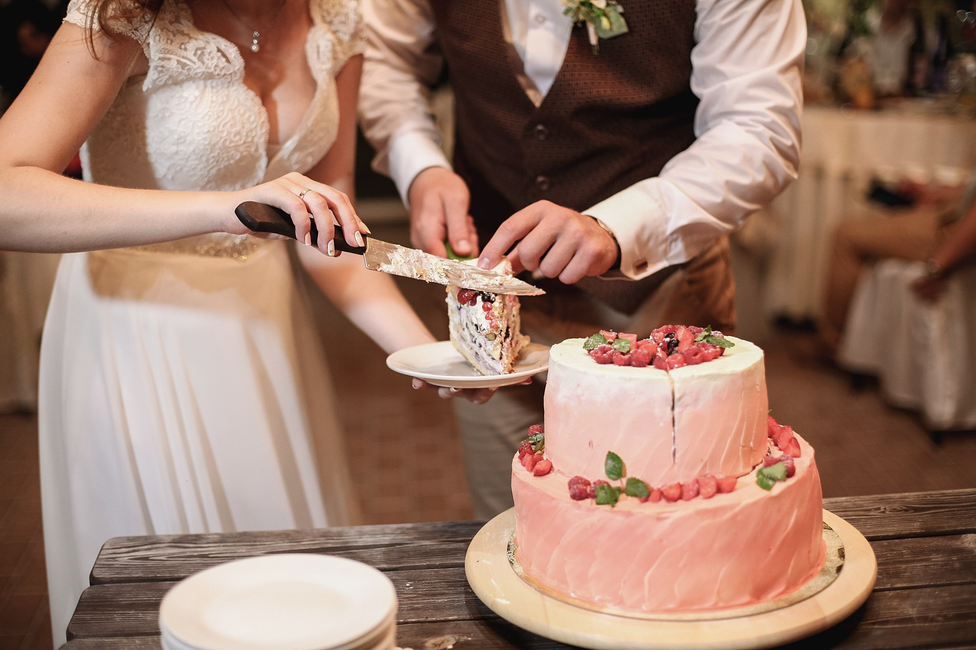 Саша и Галя. Свадьба на ферме. Фотограф городских и семейных событий Артем Карпухин