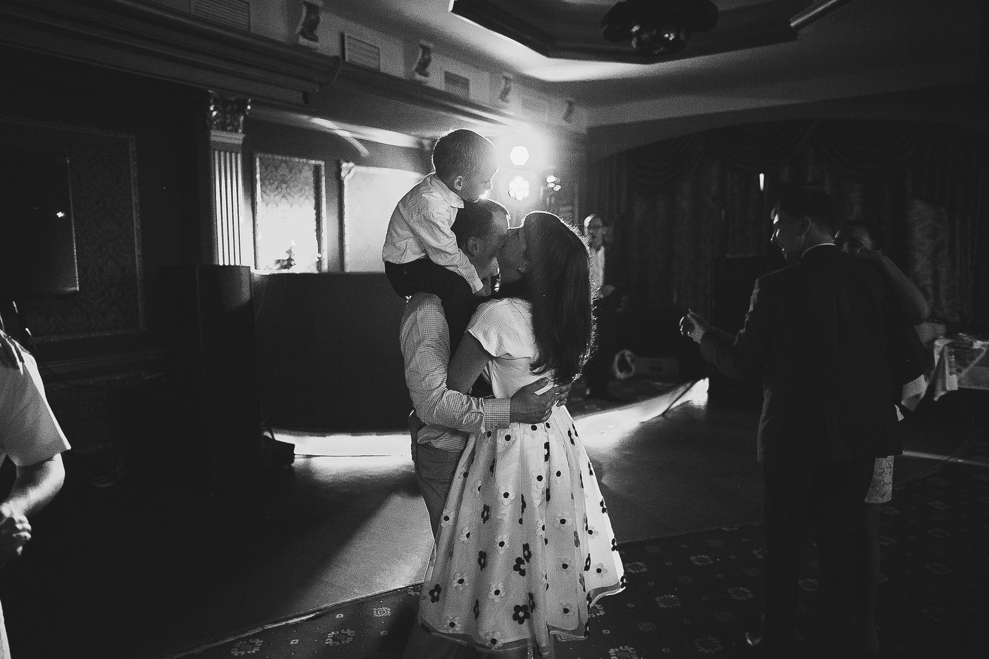 Антон и Аня. Фотограф городских и семейных событий Артем Карпухин