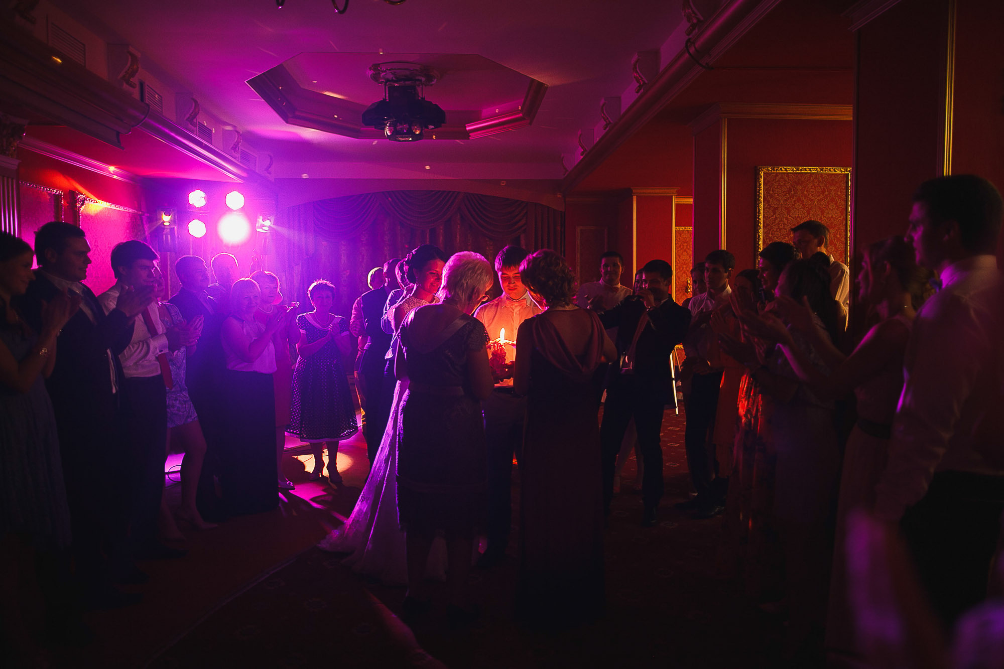 Антон и Аня. Фотограф городских и семейных событий Артем Карпухин