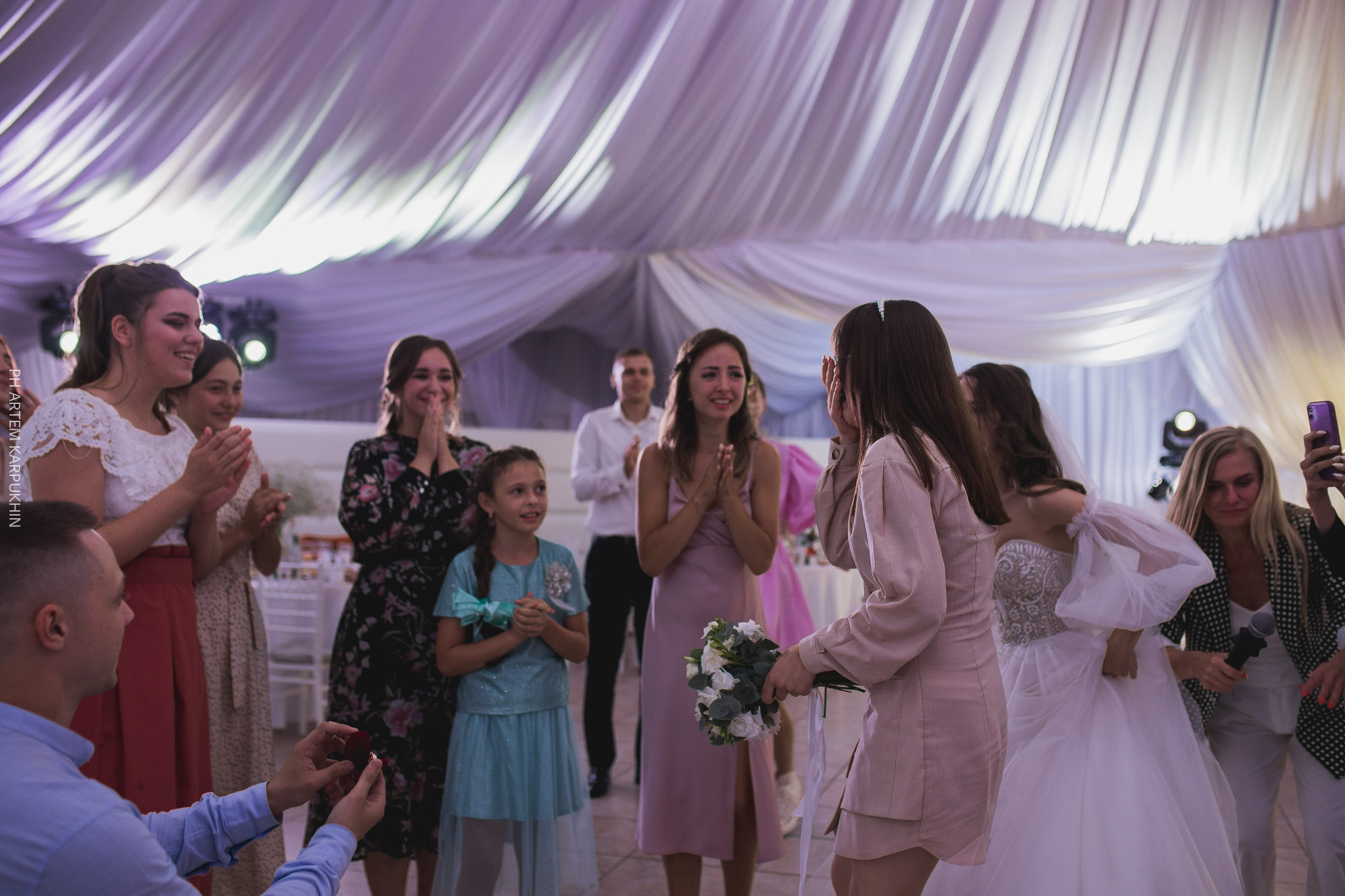 Егор и Виктория. Фотограф городских и семейных событий Артем Карпухин