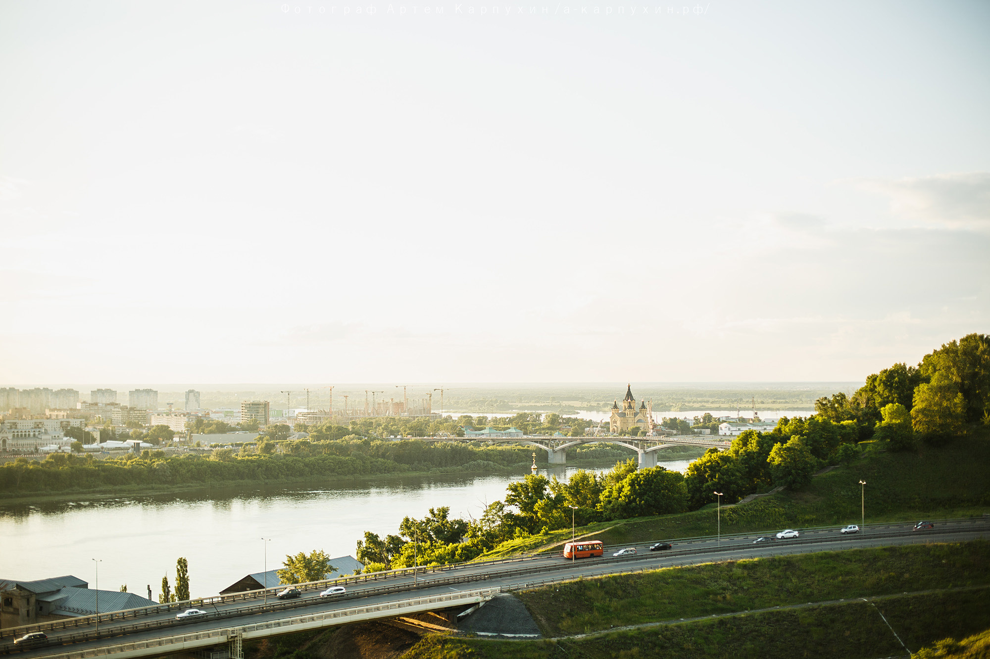 Город, собака, любовь. Прогулка Димы, Кати и Гранта. Фотограф городских и семейных событий Артем Карпухин