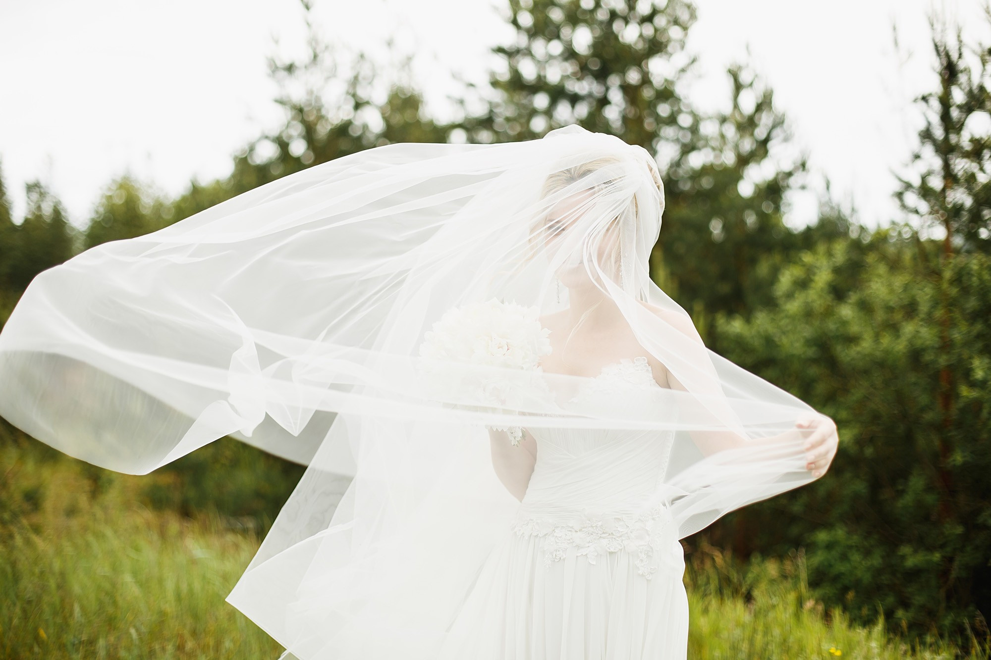8.06.16 Алиса и Илья. Свадебное утро и немного прогулки. Фотограф городских и семейных событий Артем Карпухин