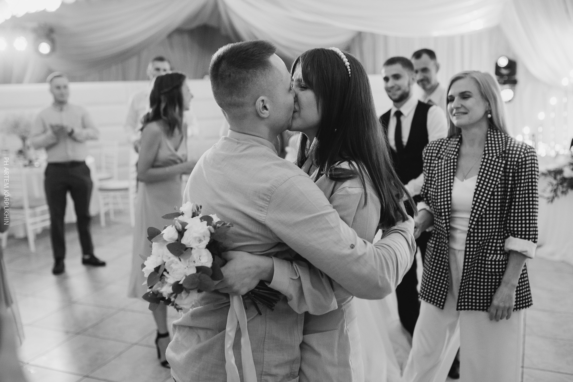 Егор и Виктория. Фотограф городских и семейных событий Артем Карпухин