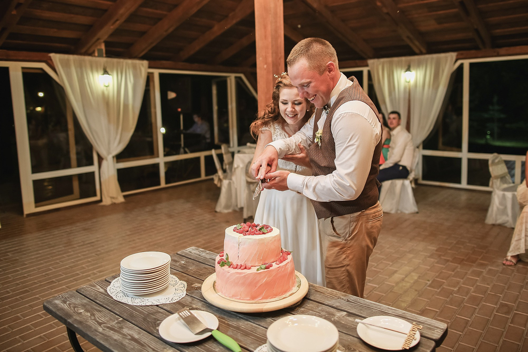 Саша и Галя. Свадьба на ферме. Фотограф городских и семейных событий Артем Карпухин
