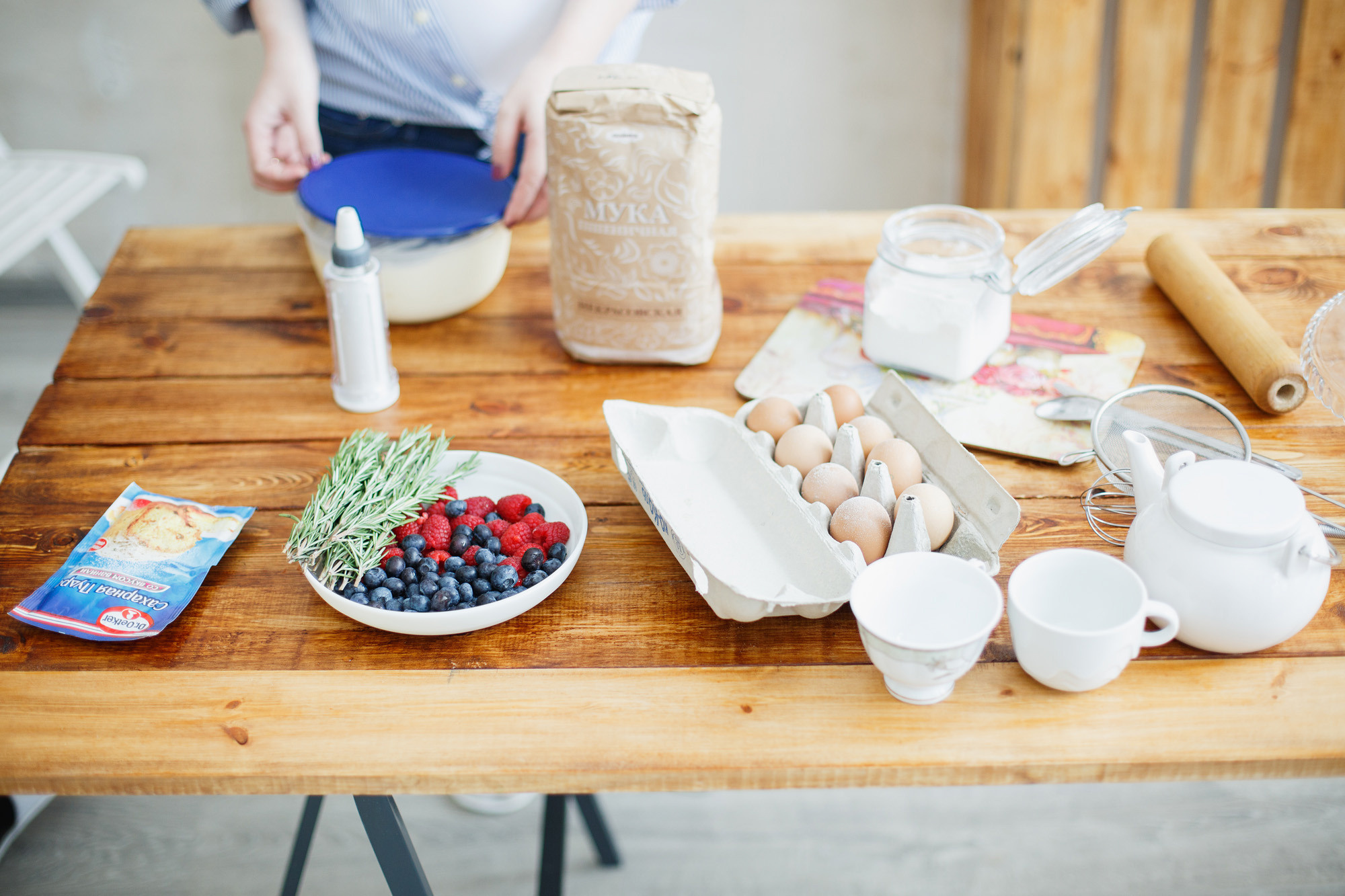 Катин торт. Катя и Лёша 2016. Беременная домашняя съемка. Фотограф городских и семейных событий Артем Карпухин