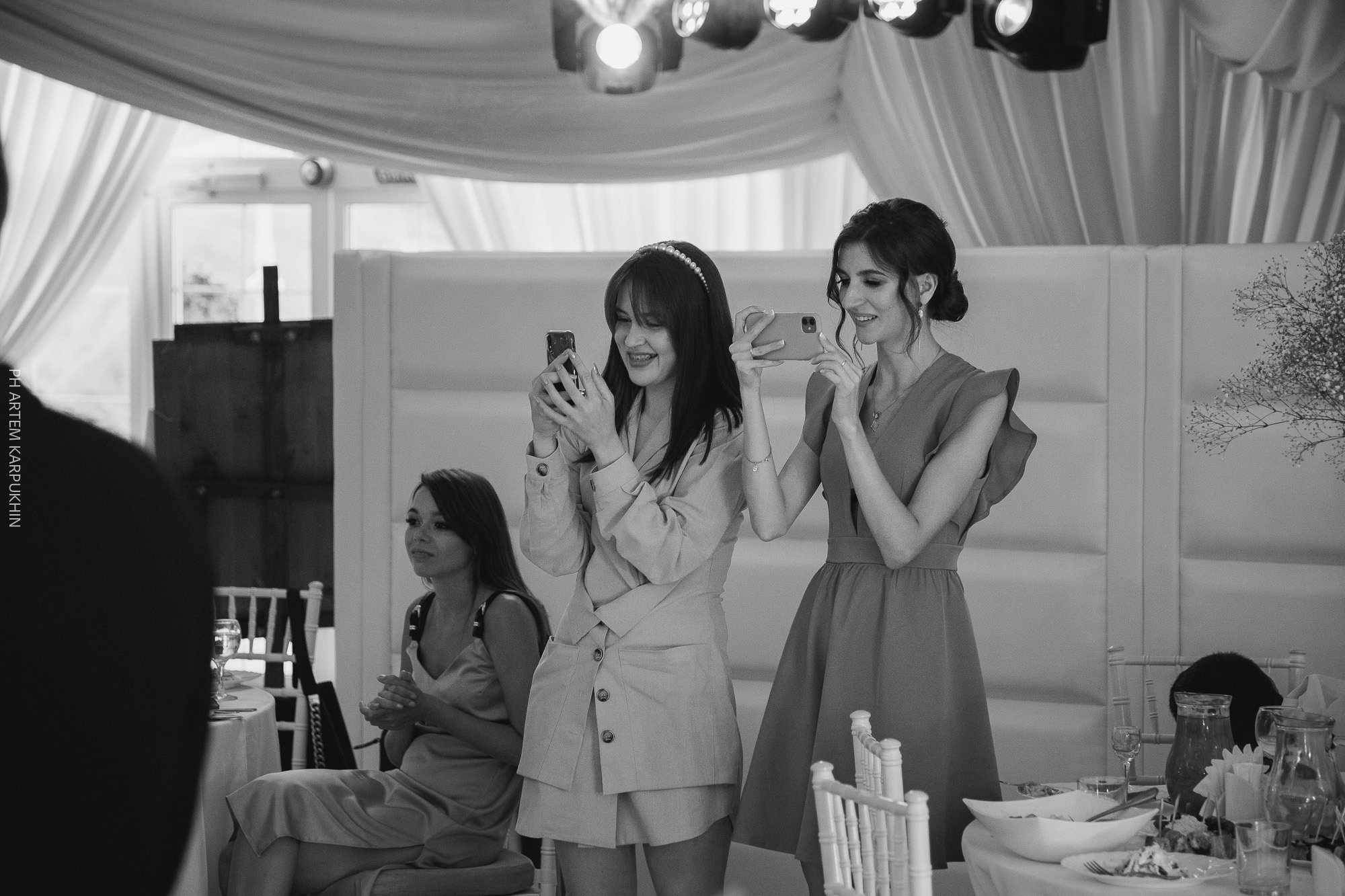 Егор и Виктория. Фотограф городских и семейных событий Артем Карпухин