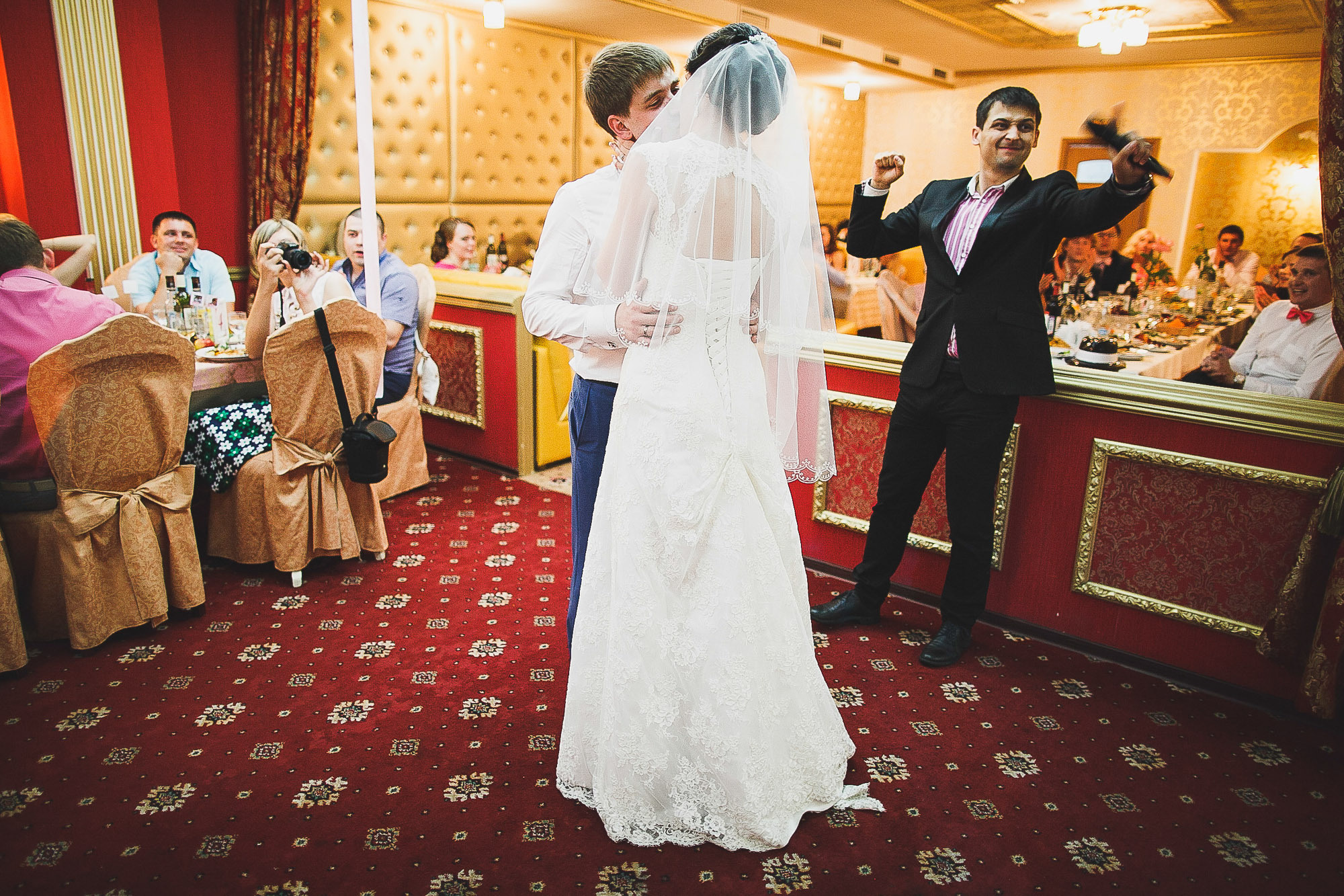 Антон и Аня. Фотограф городских и семейных событий Артем Карпухин