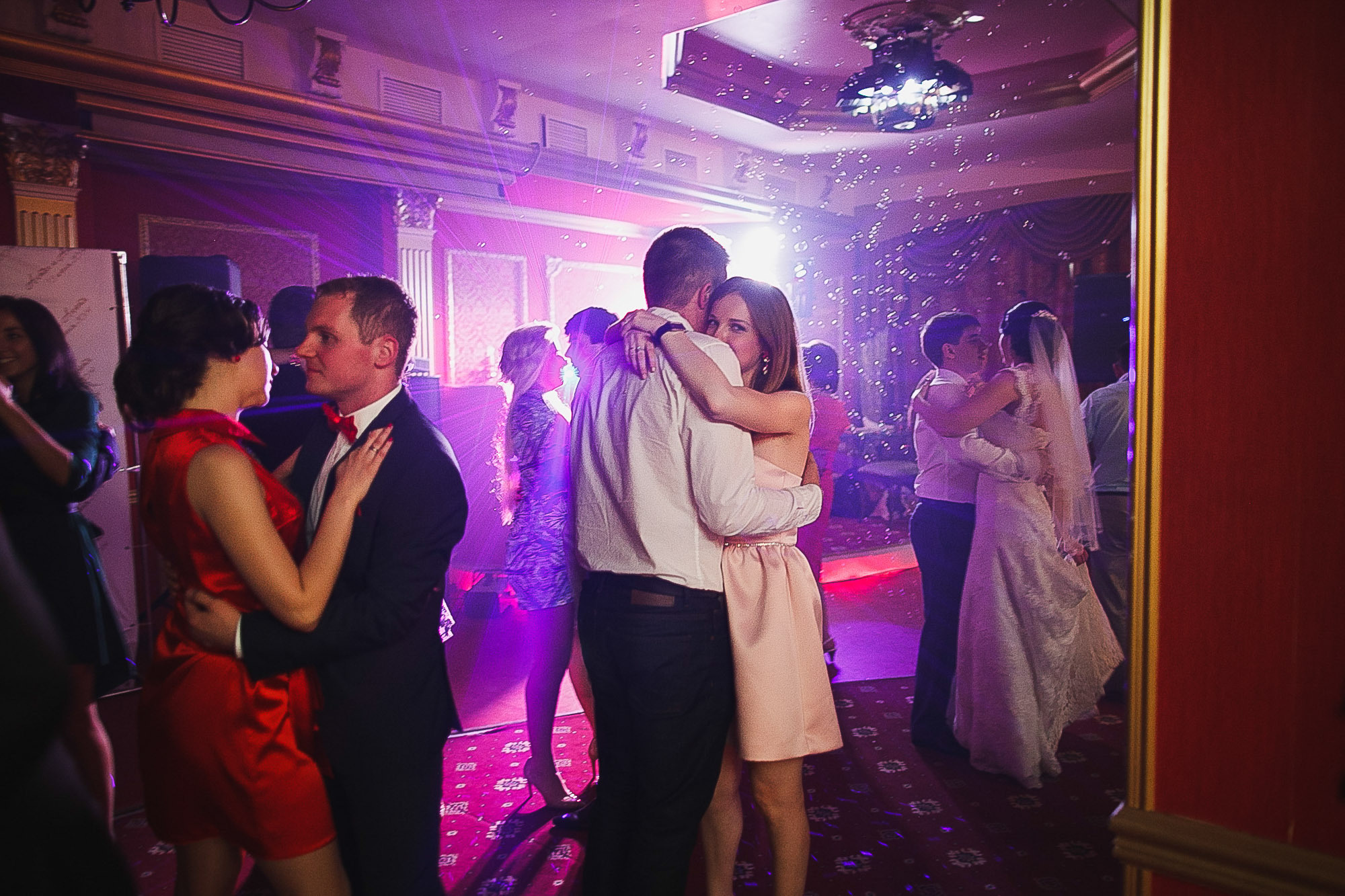 Антон и Аня. Фотограф городских и семейных событий Артем Карпухин