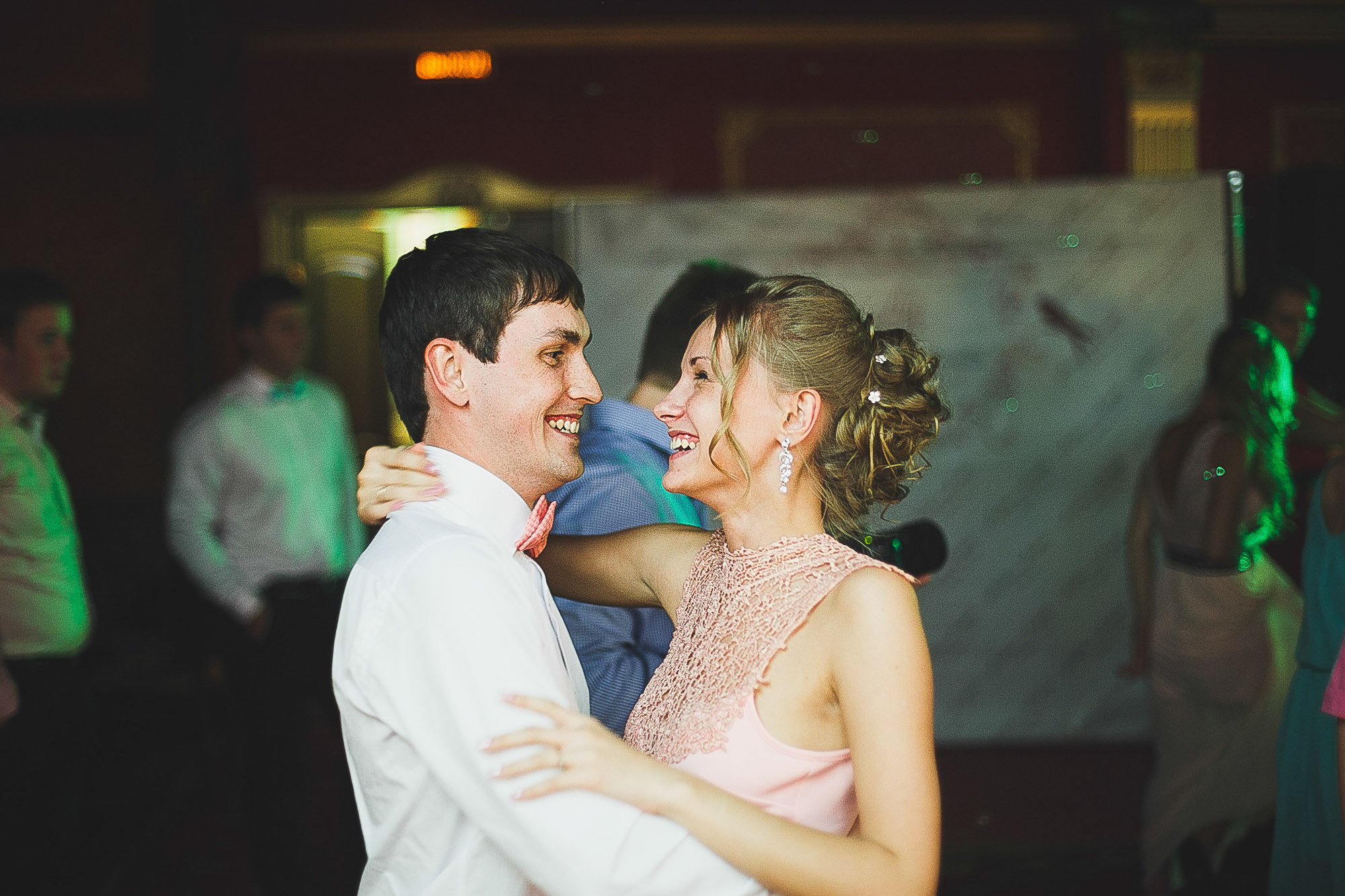 Антон и Аня. Фотограф городских и семейных событий Артем Карпухин