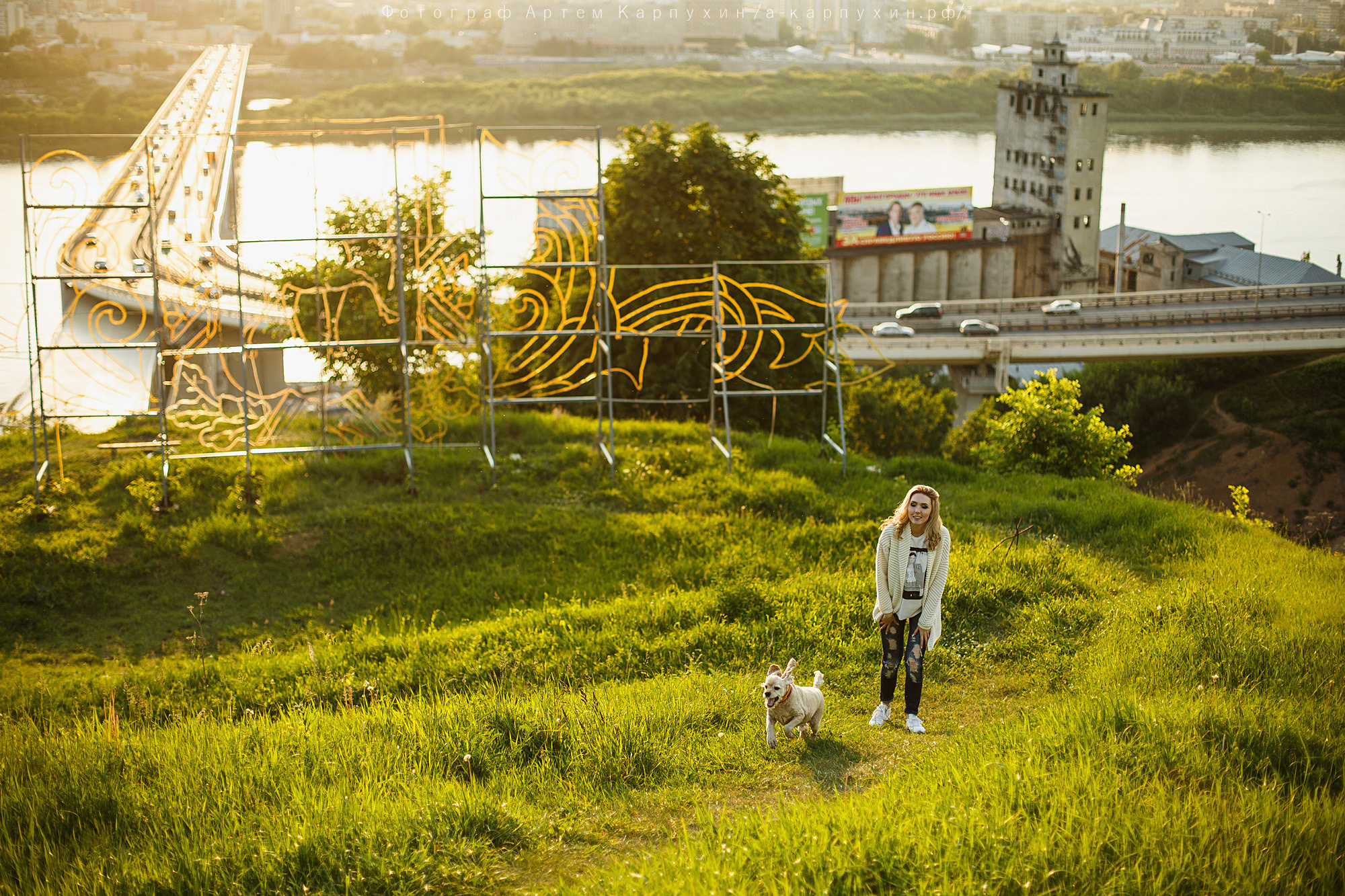Город, собака, любовь. Прогулка Димы, Кати и Гранта. Фотограф городских и семейных событий Артем Карпухин