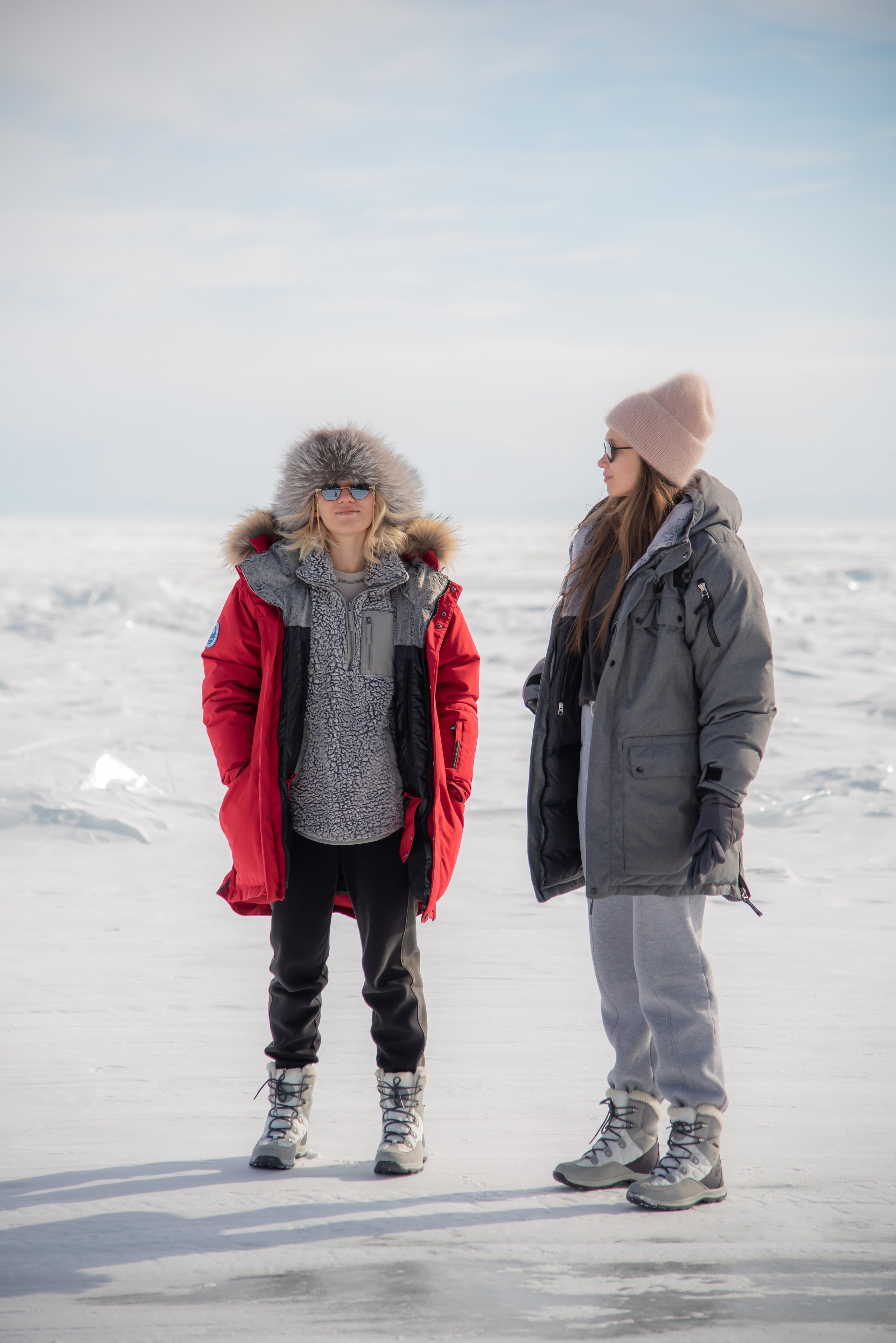 Большое Голоустное. Байкал. Занимаюсь профессиональной фотографией и живу рядом с Байкалом. Работаю в разных жанрах