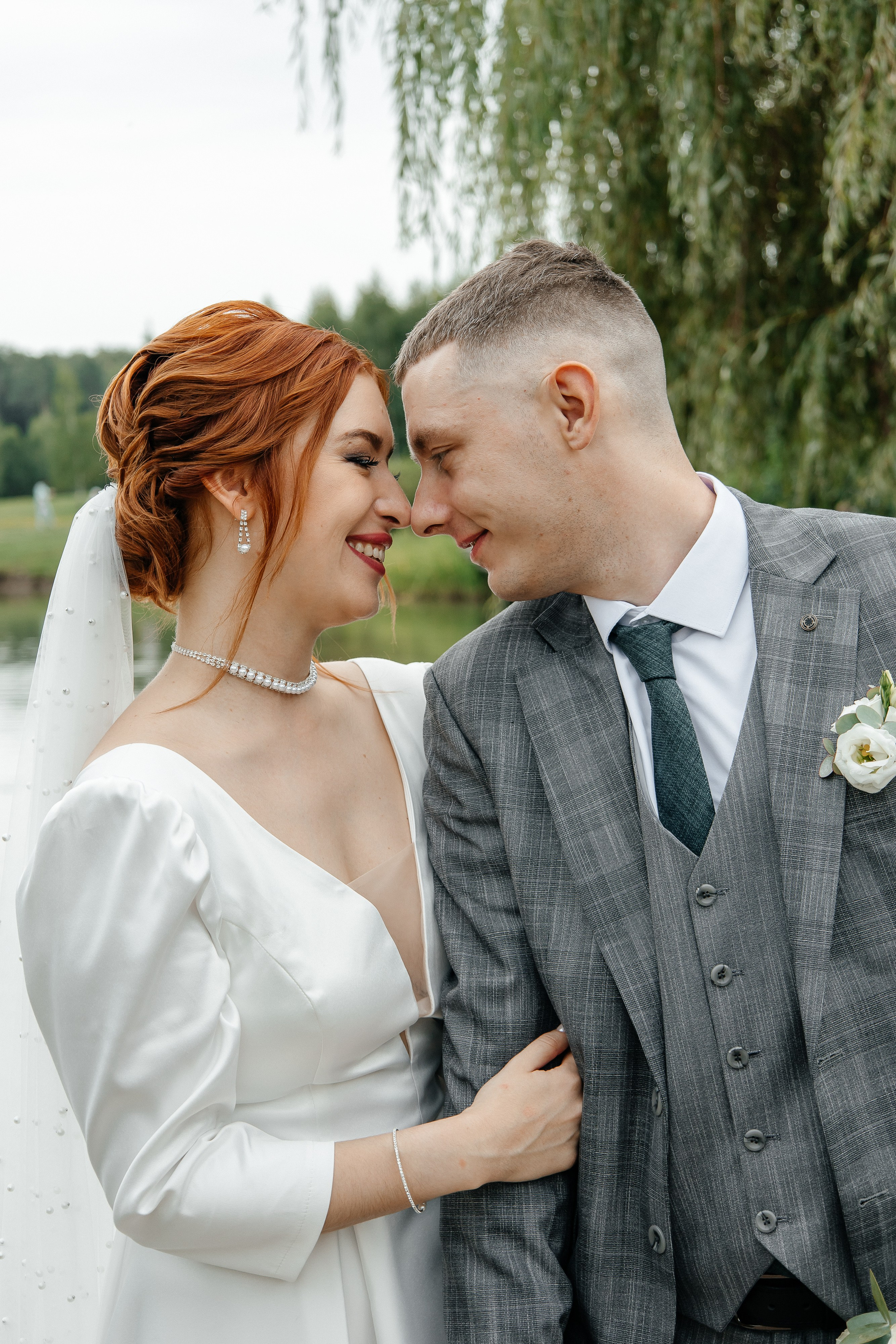 Свадебная прогулка. Контент и свадебный фотограф в Одинцово и Москве. Вакульчик Екатерина