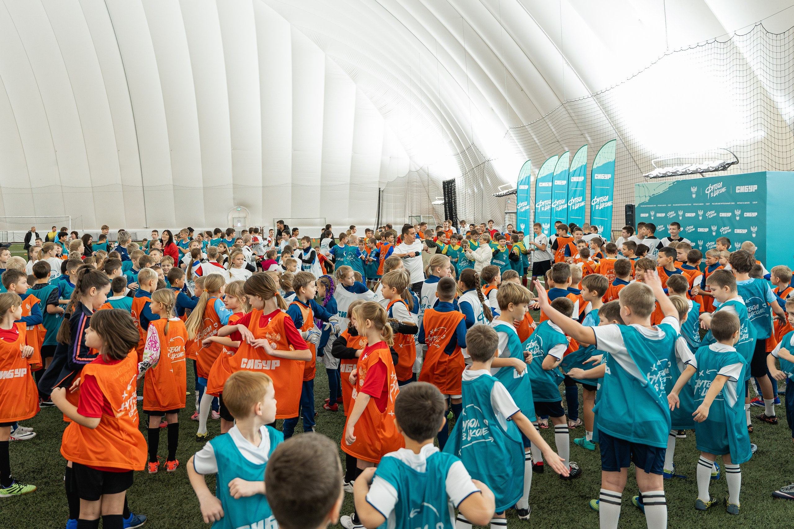 Фестиваль «СИБУР. Урок футбола» в рамках проекта Российского футбольного союза «Футбол в школе». Портретный и репортажный фотограф в Воронеже: Анастасия Пузикова