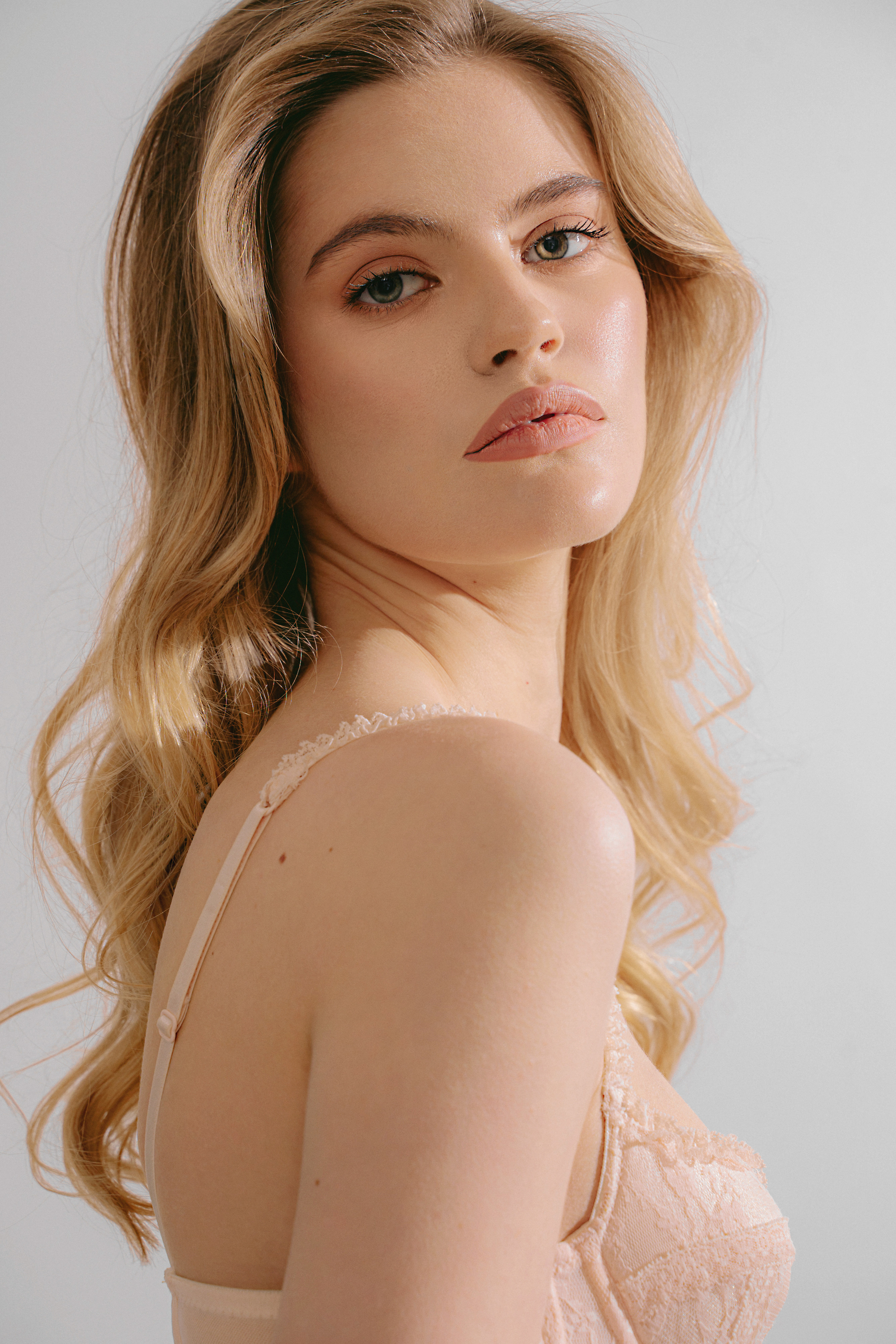 Индивидуальная. Чувственный фотограф в Санкт-Петербурге Пятнова Ксения