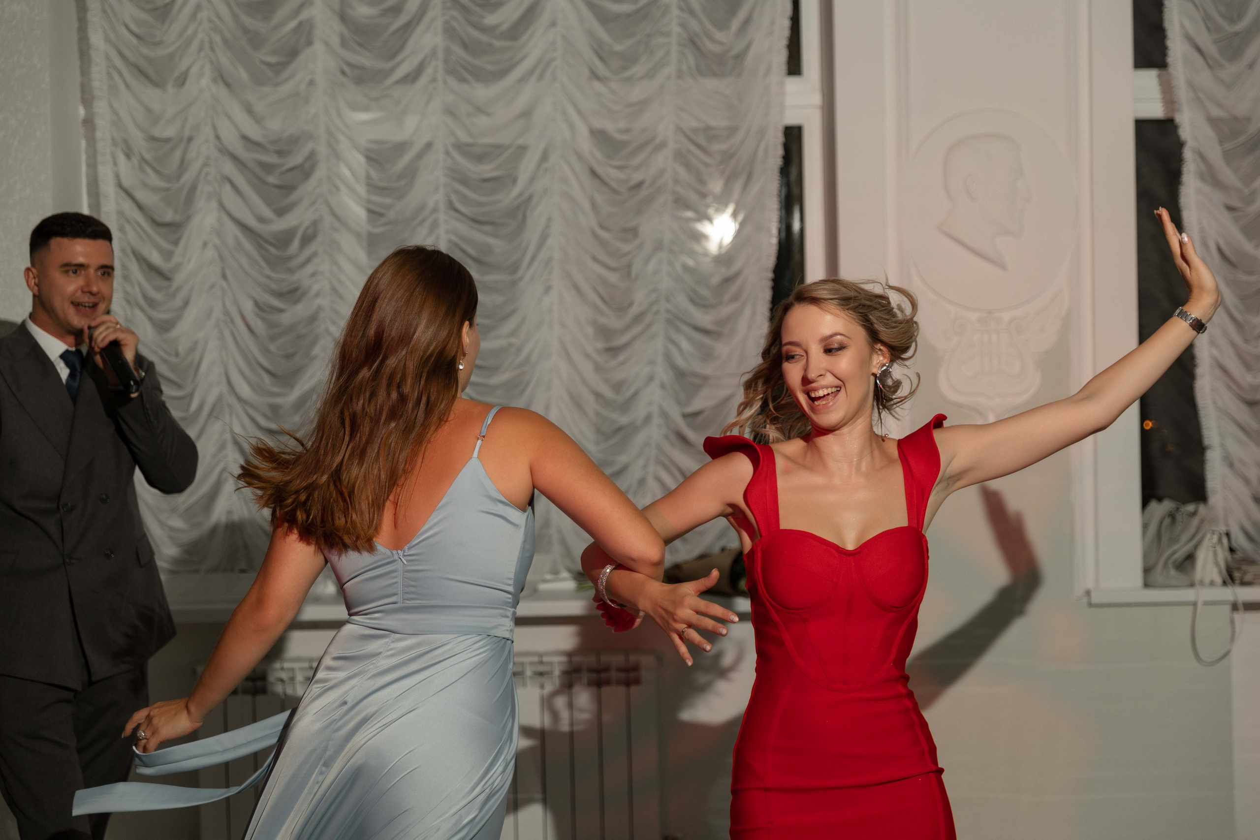 Дом Культуры. Я Ира и я фотографирую свадьбы более 10 лет