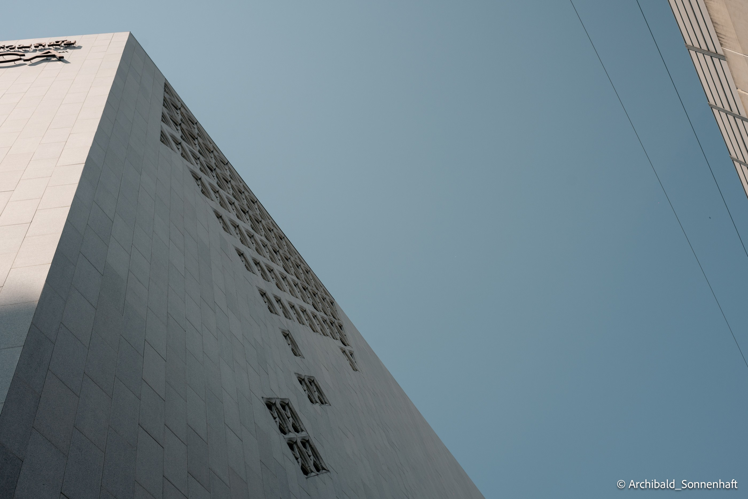 Couple of days in Thai. Photographer in Guangzhou, China. Archibald Sonnenhaft