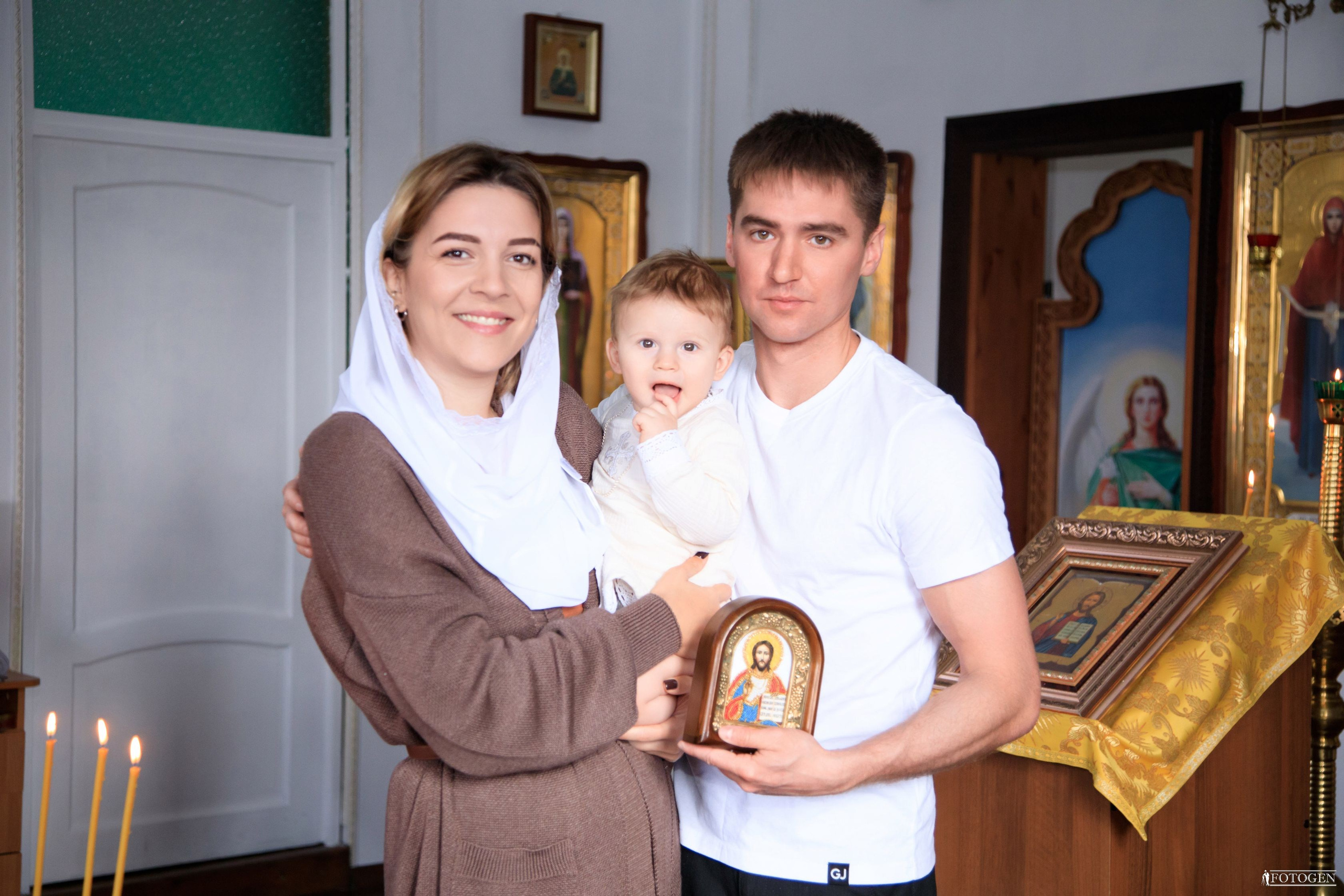 Крещение в кадре: Портфолио выездных фотосессий. Интерьерная фотостудия FOTOGEN г. Краснодар