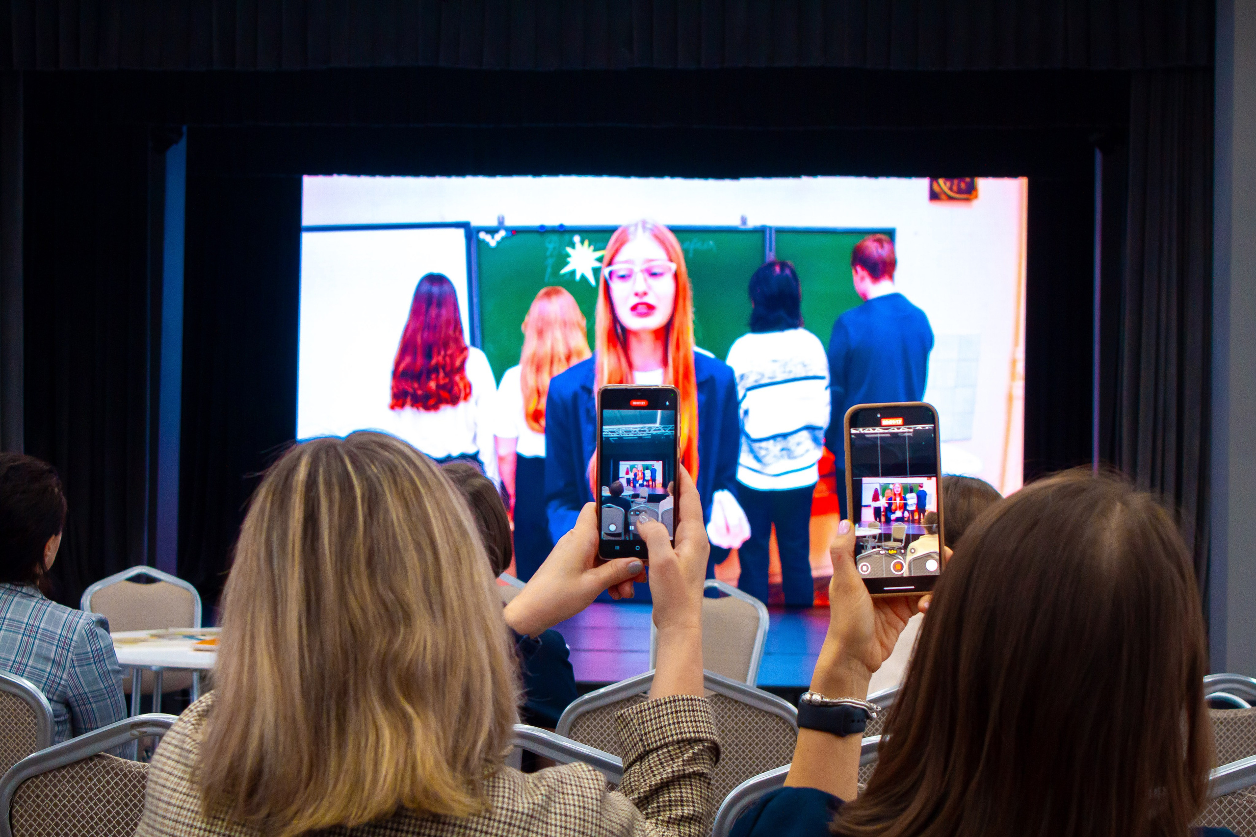 Круглый стол «Каким быть школьному театру»