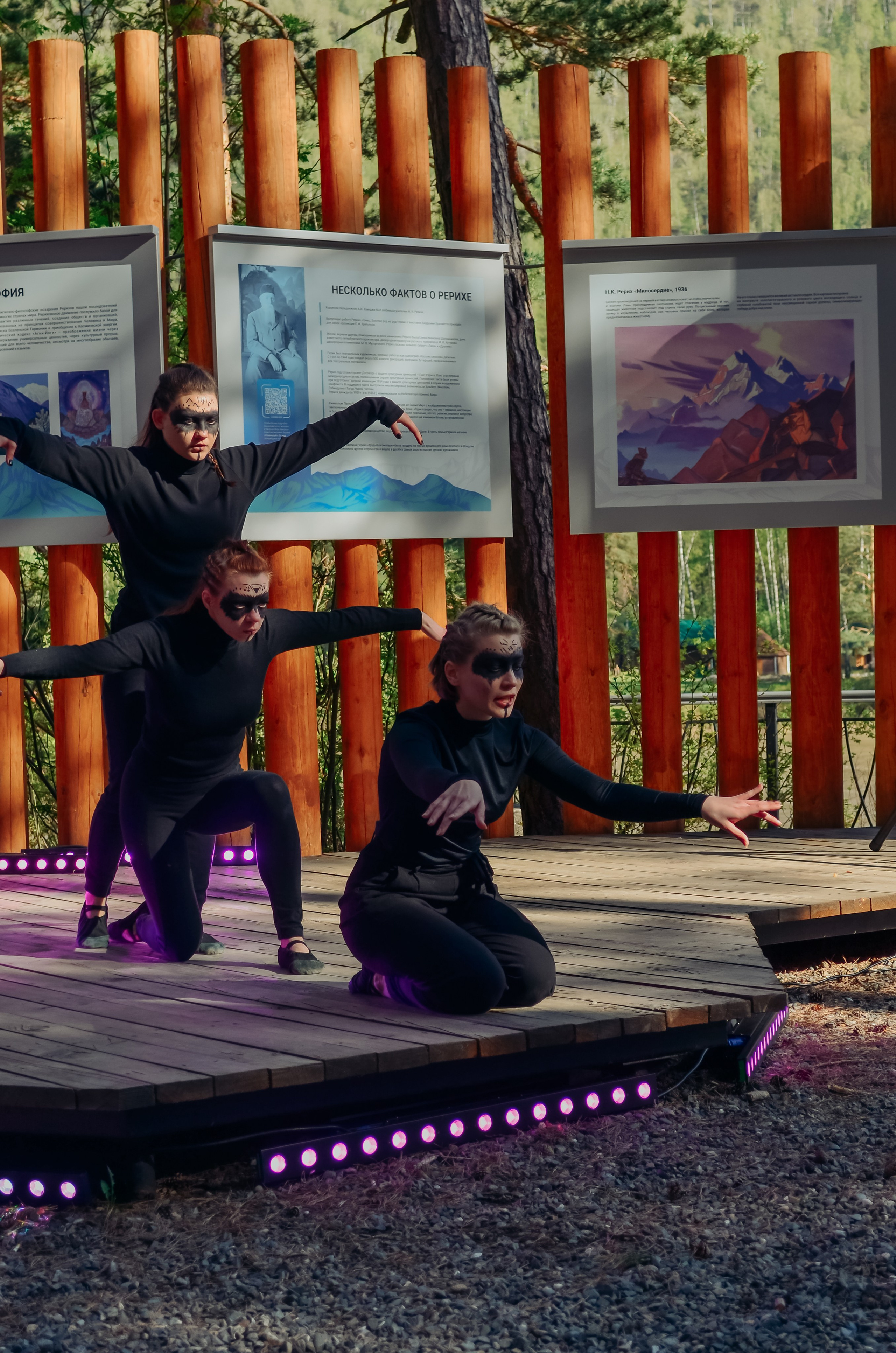 Фестиваль «Цветение Маральника на Алтае 2025». Фоторепортаж. Денисова Аля — фотограф для парных съемок и индивидуальных историй в Барнауле