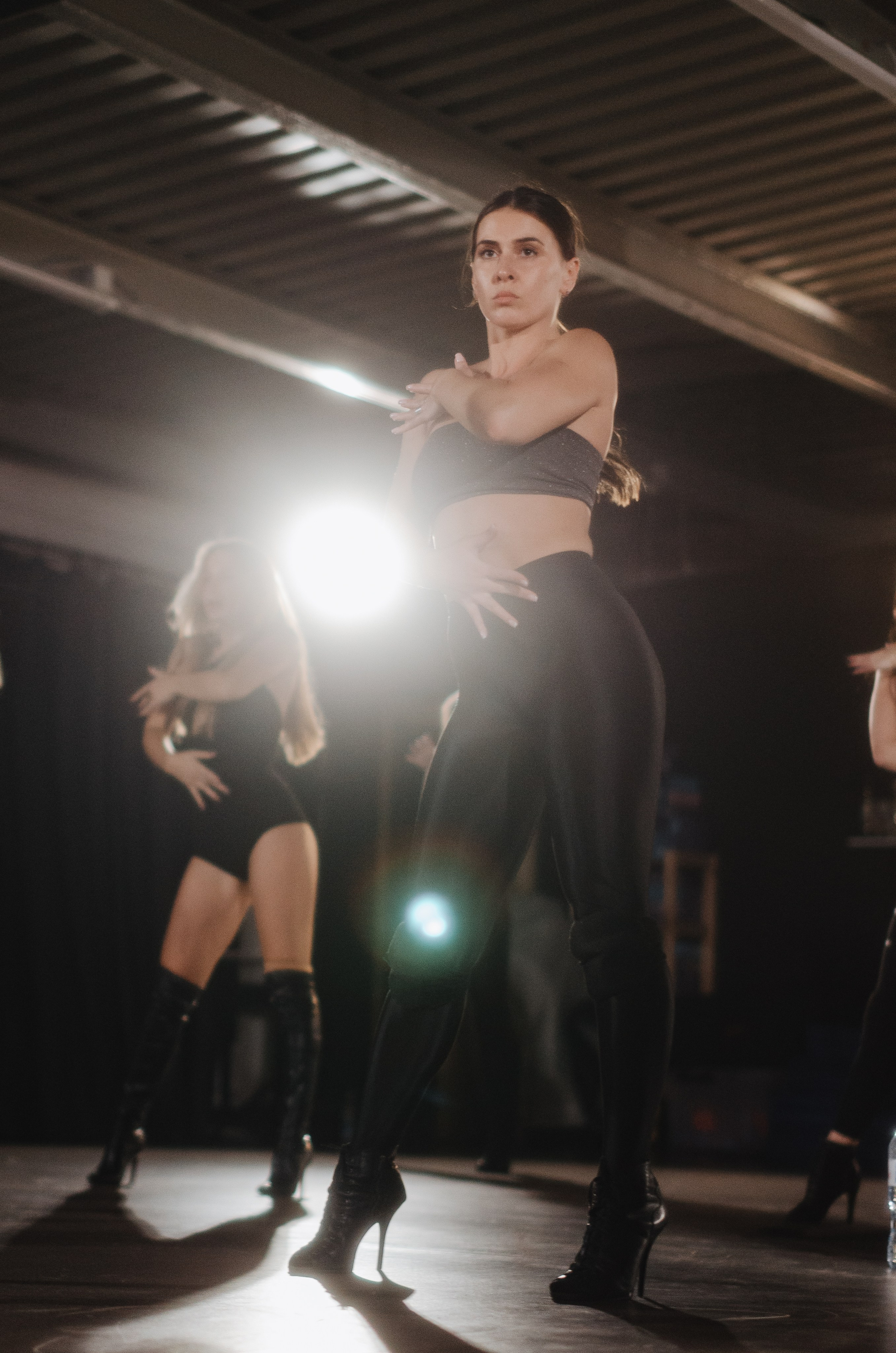 Мастер-классы по High Heels/Girly hip-hop от Оксаны ATTA. Денисова Аля — фотограф для парных съемок и индивидуальных историй в Барнауле