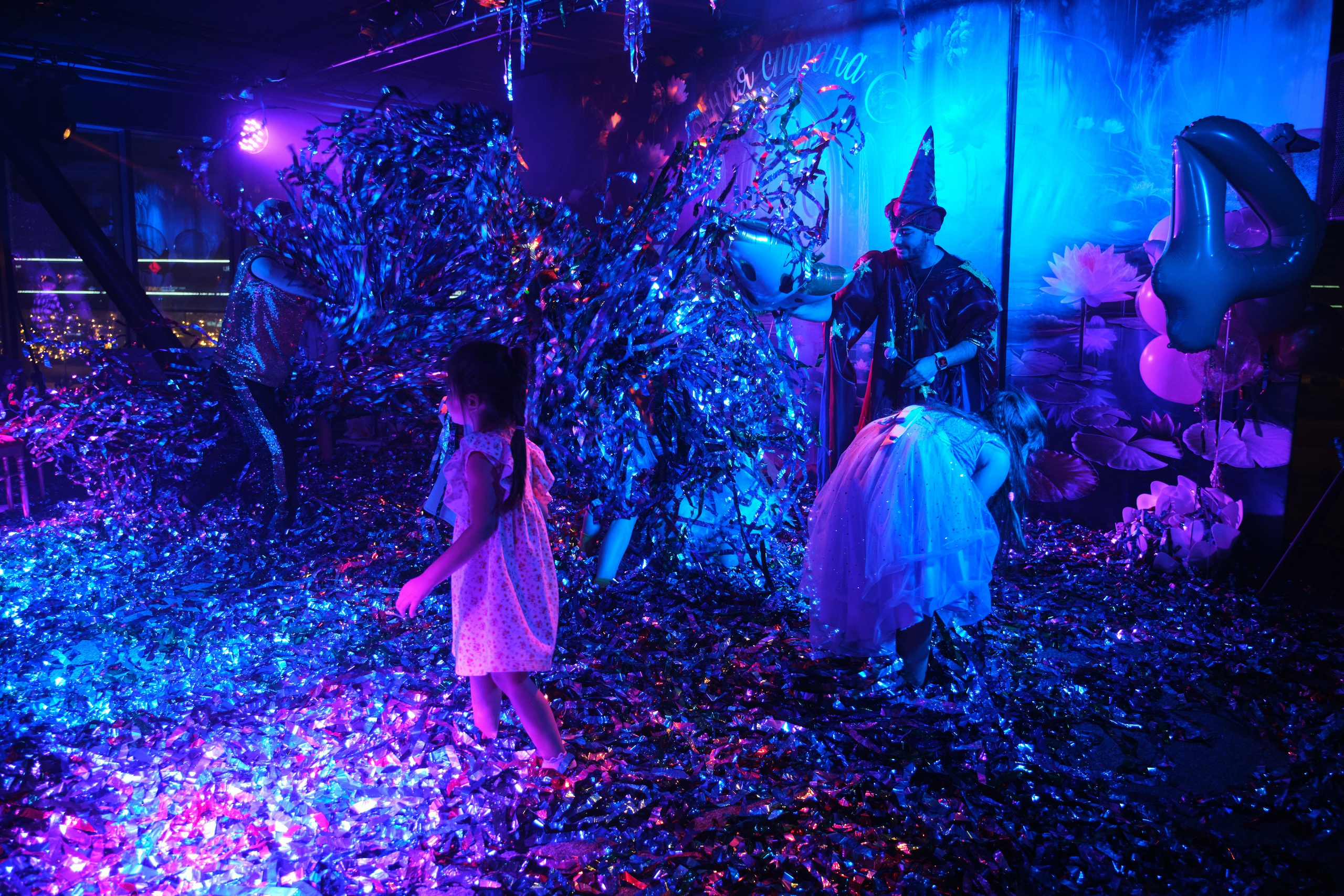 Фотосъёмка детского дня рождения Алисы. Репортажный фотограф Дмитрий Литвинский. Минск, Беларусь, мир