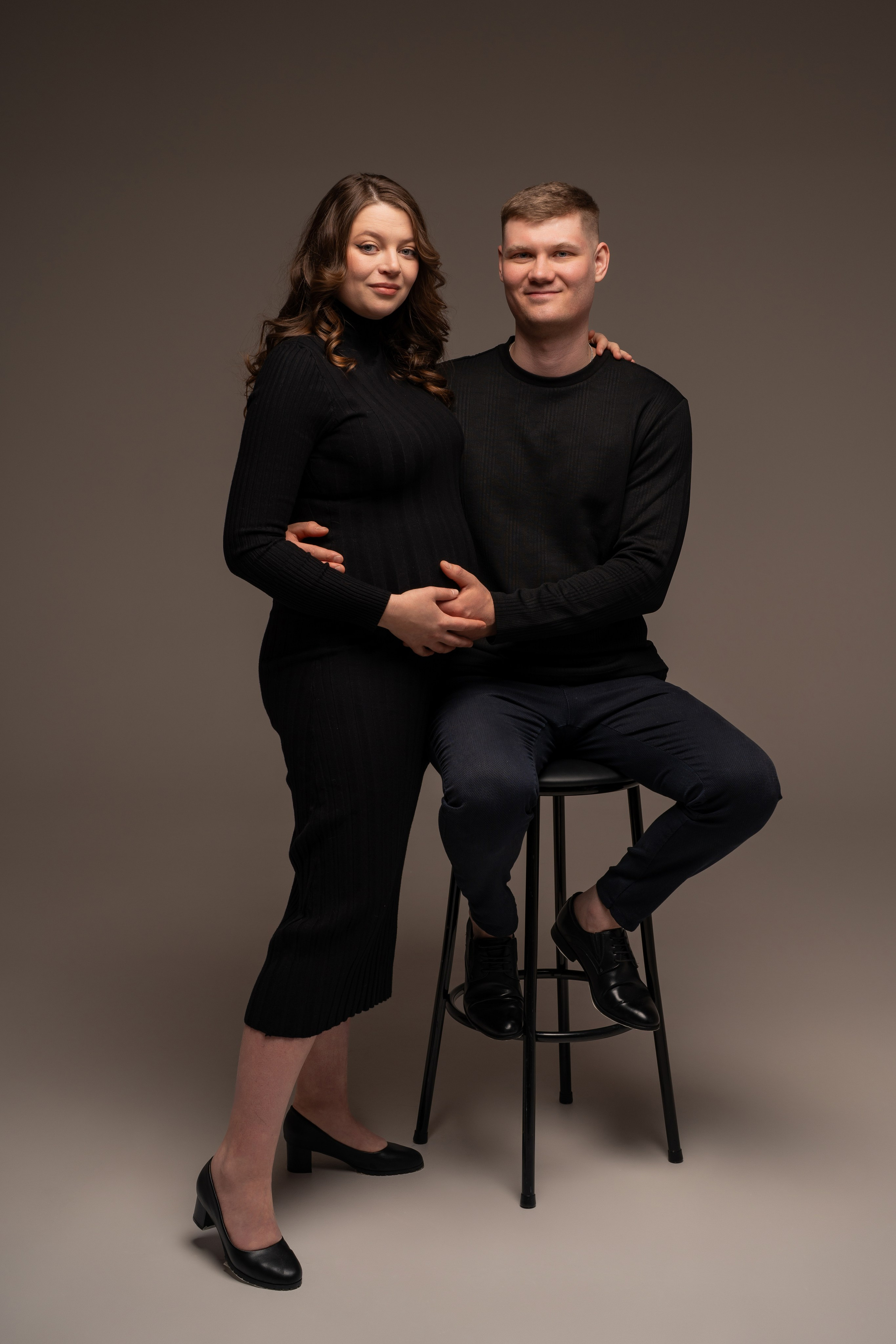 На однотонном фоне. Евгений Щетников Фотограф-Тюмень