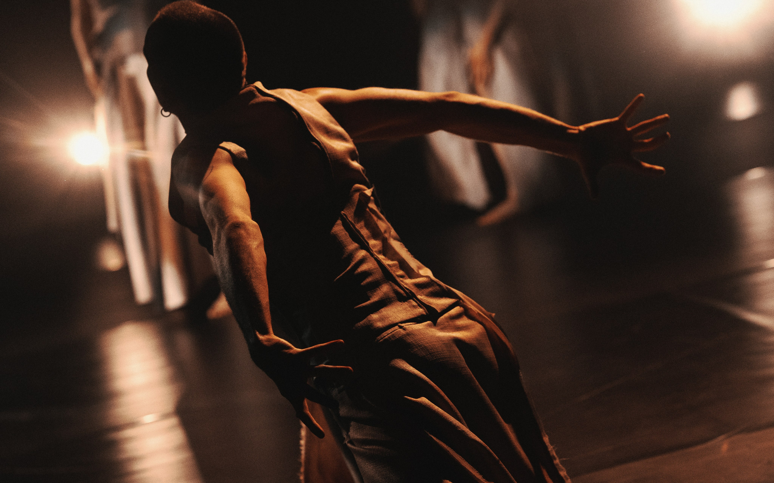 Context DianaVishneva: «Икона» — хор. Рима Пипоян. Театральный фотограф в Санкт-Петербурге Дмитрий Скареднов