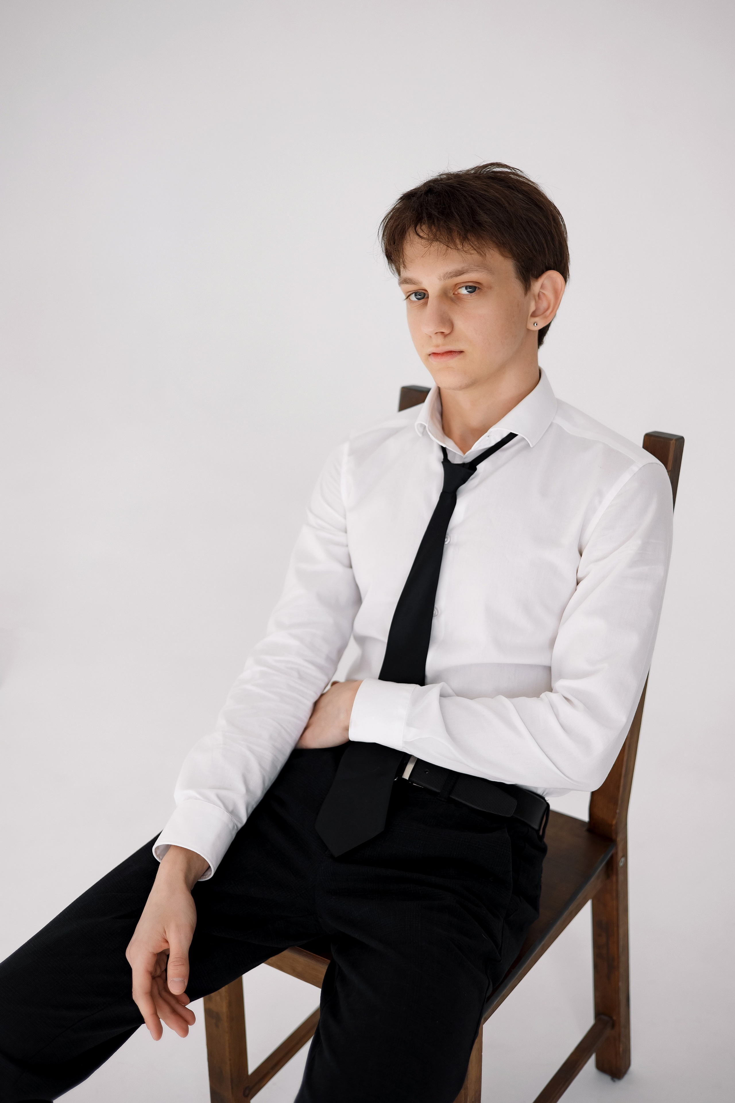 11 класс съемка на циклораме. Фотограф Любовь Корниенко, Примоский край