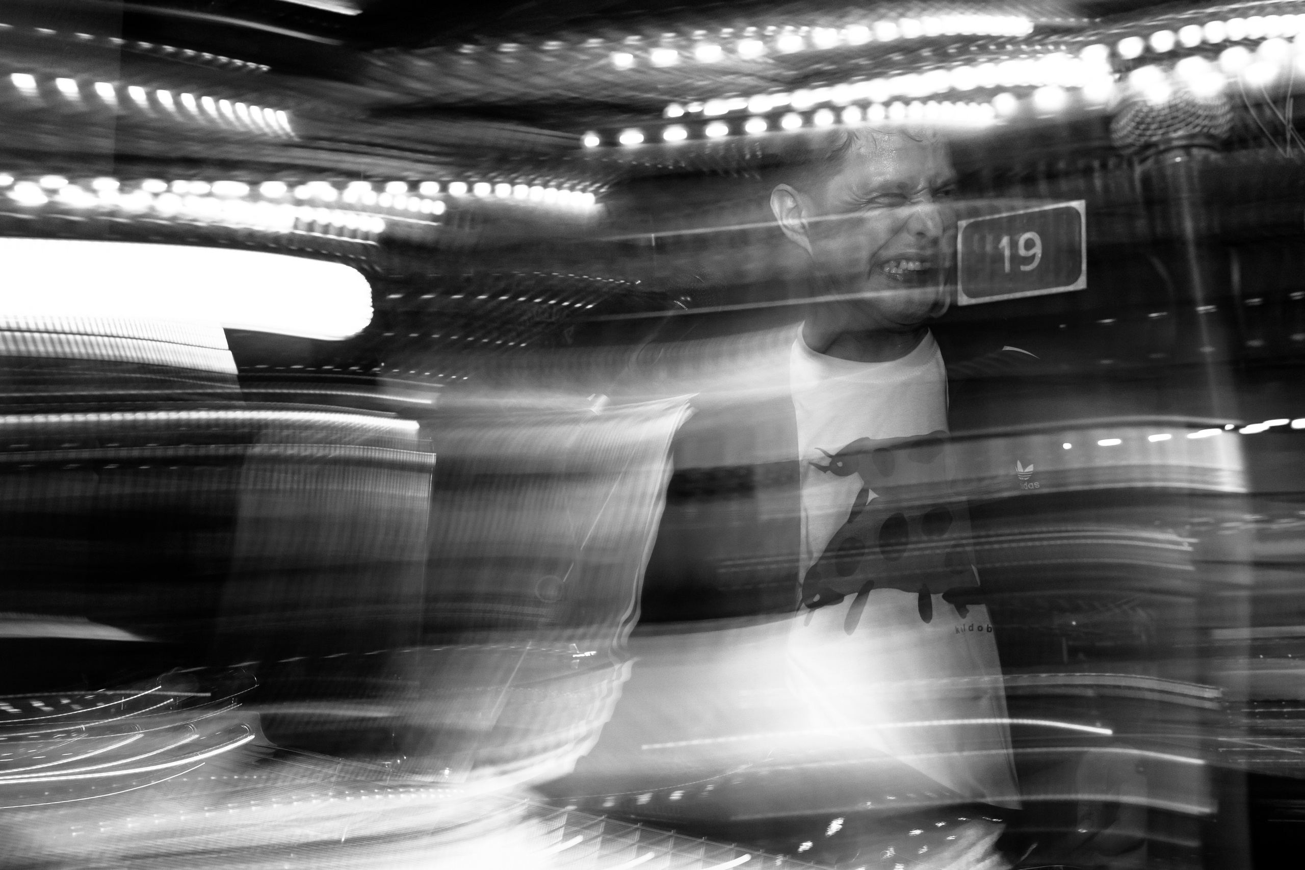 РАДИОПОМЕХИ. Фотограф Елена Богачева (lenalena_na_na_na)