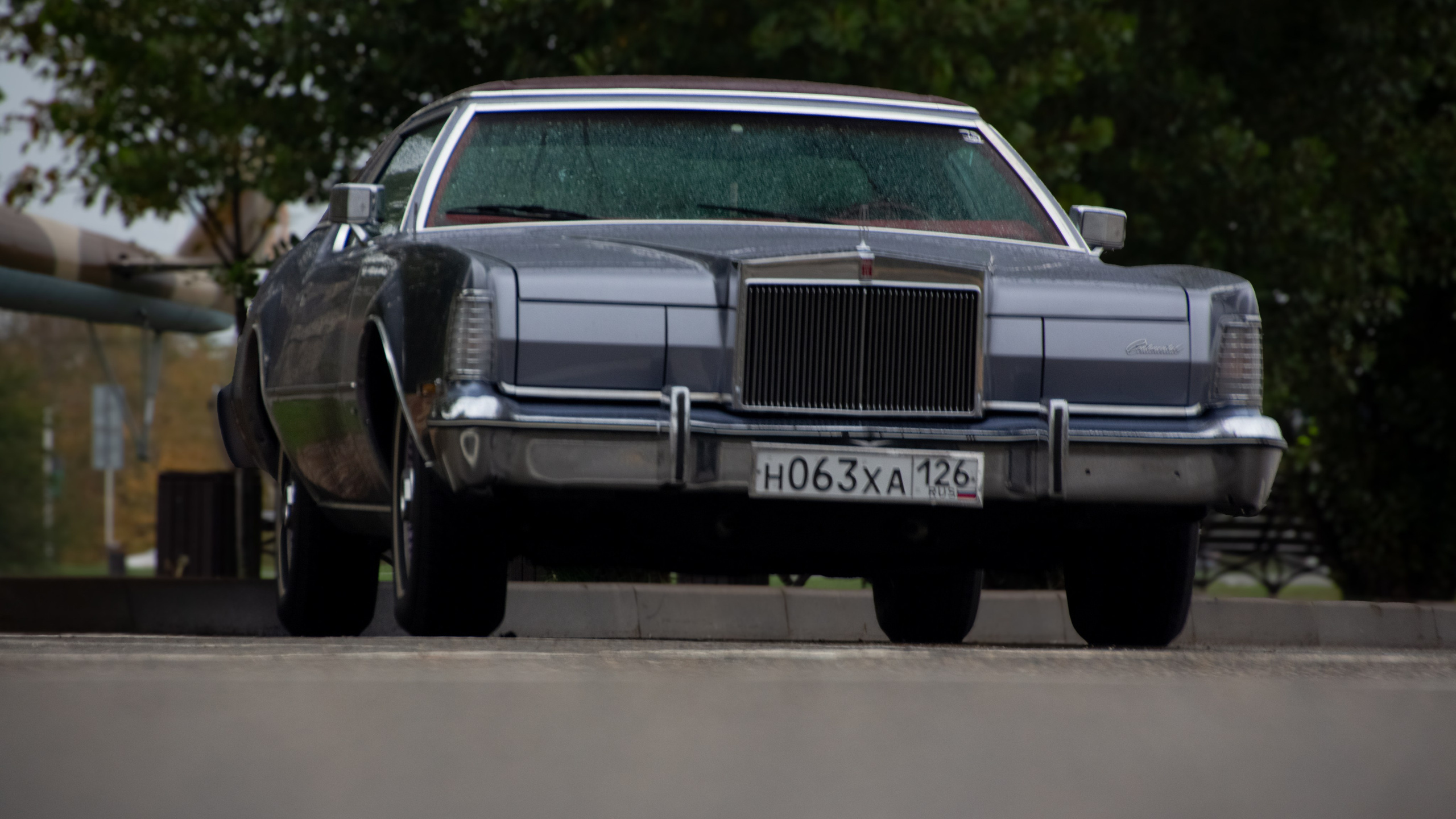 Фото Lincoln Continental Mark IV — купе американской классики