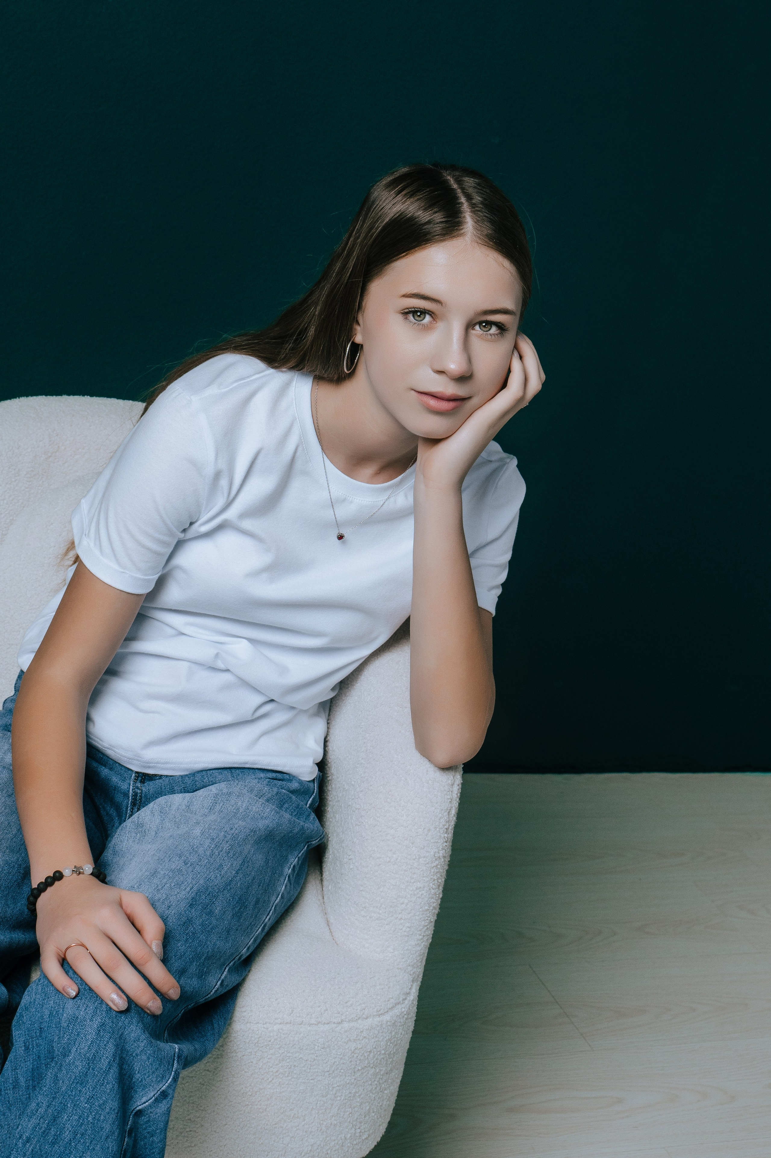 4 Школа — Заводской. Фотограф Ярмишко Дарья. Выпускные фотокниги