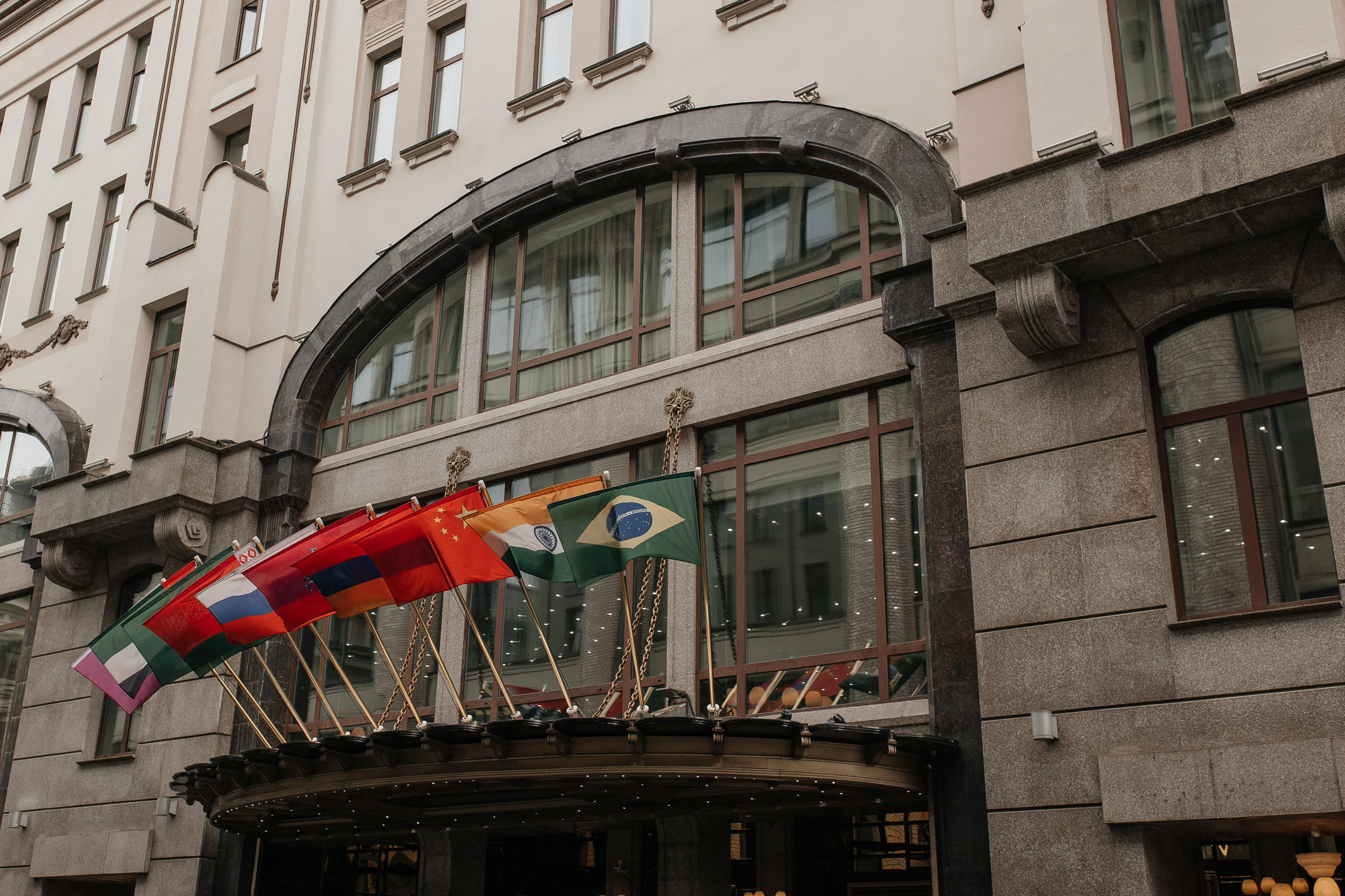 Свадьба на площадке THE SUN LAKE VERANDA EVENT. Свадебный фотограф в Москве Дарья Олендарёва