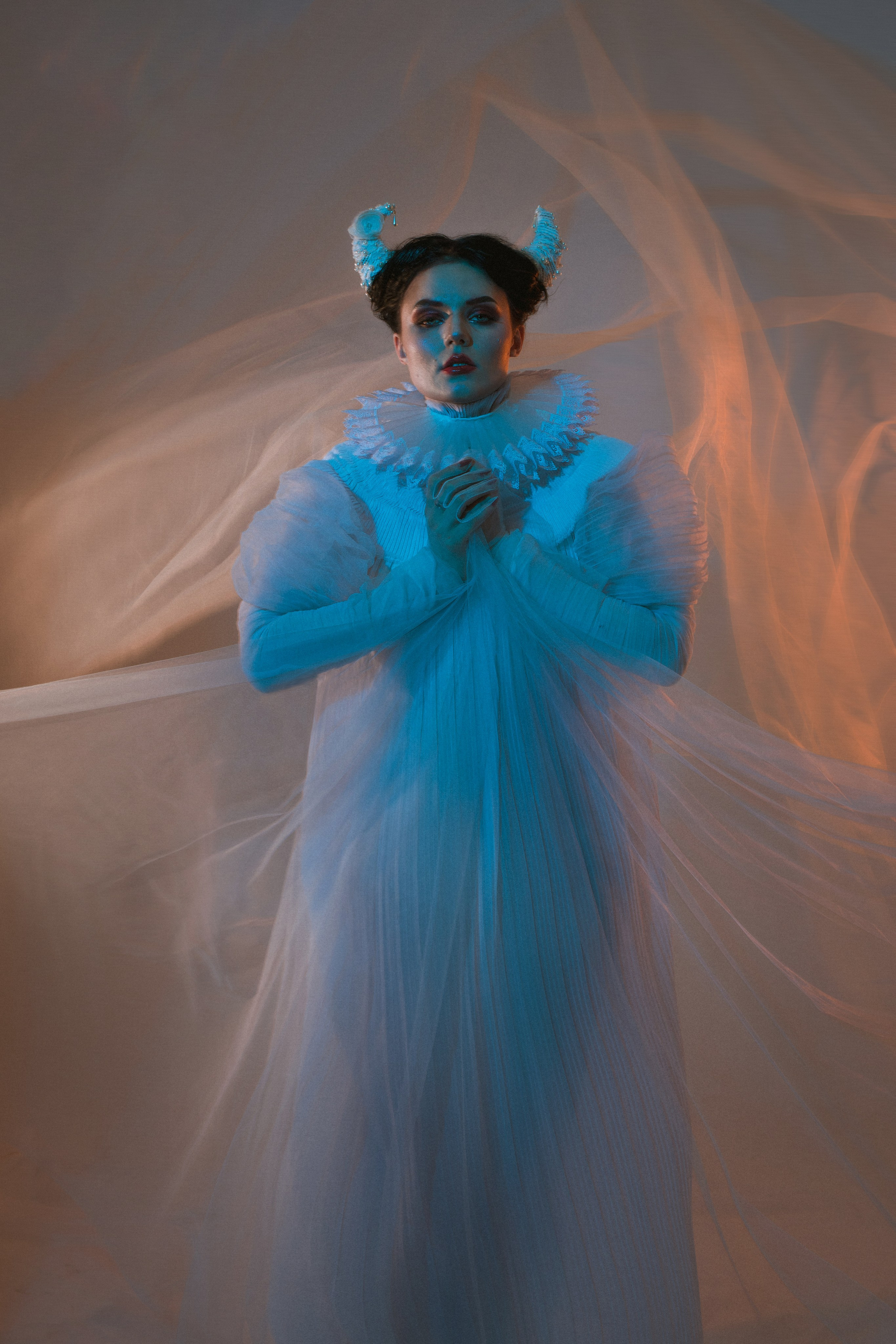 Неон. Allirubrum