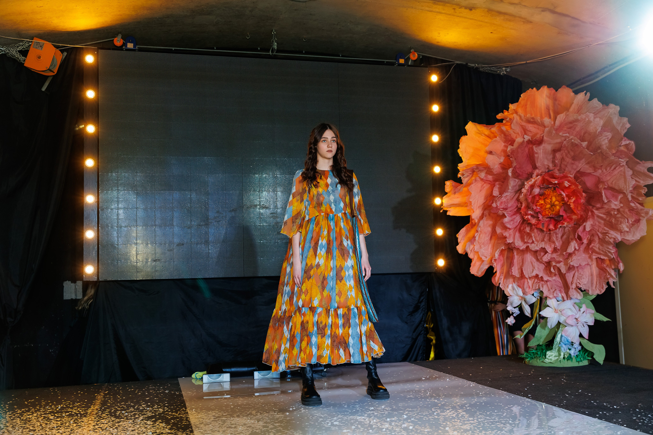 Показ Надежды Шибиной от журнала «Жираf». Фотограф Новосибирск — Наталья Гресь