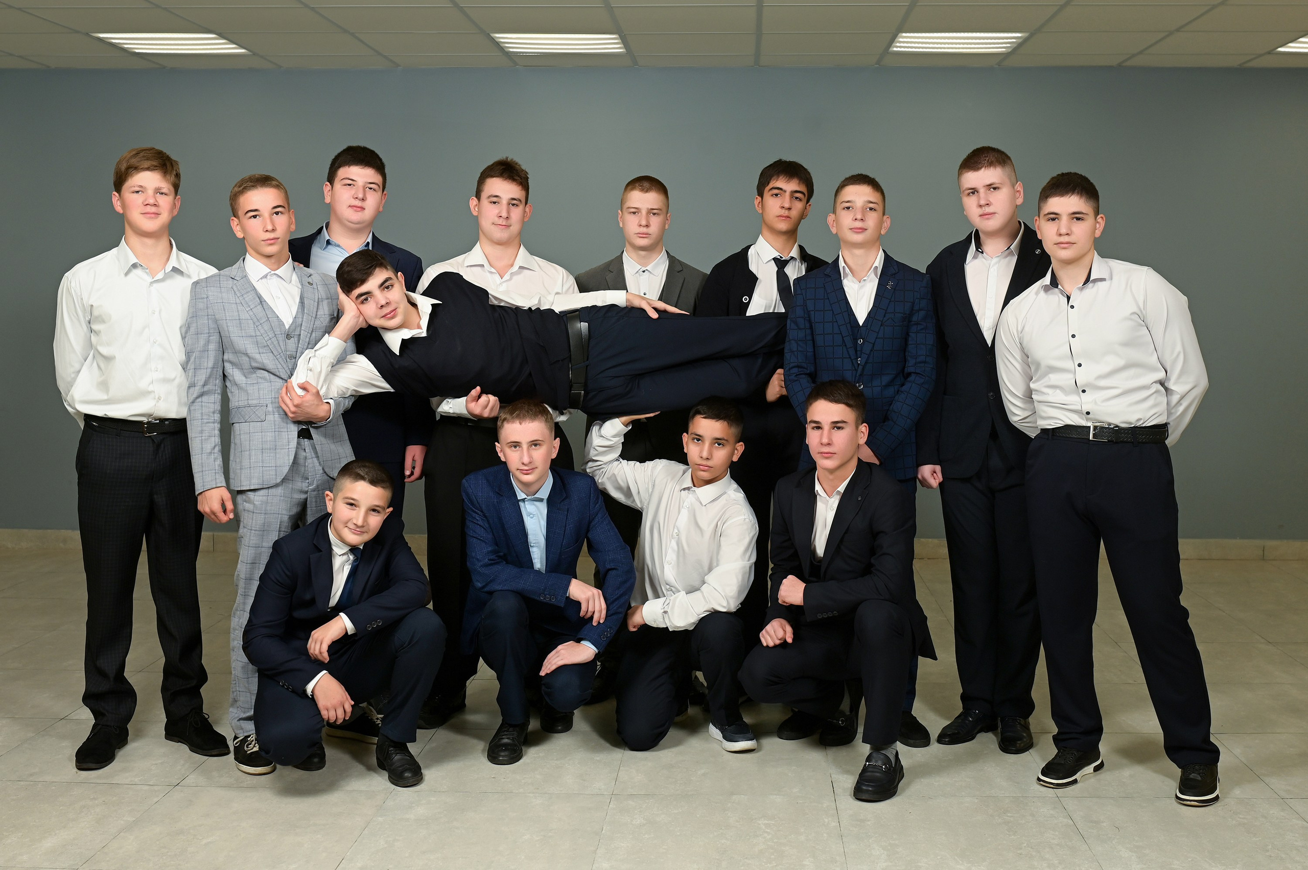 Галерея фотографий. Первая школьная фотостудия Zoom-Zoom в городе Владикавказ