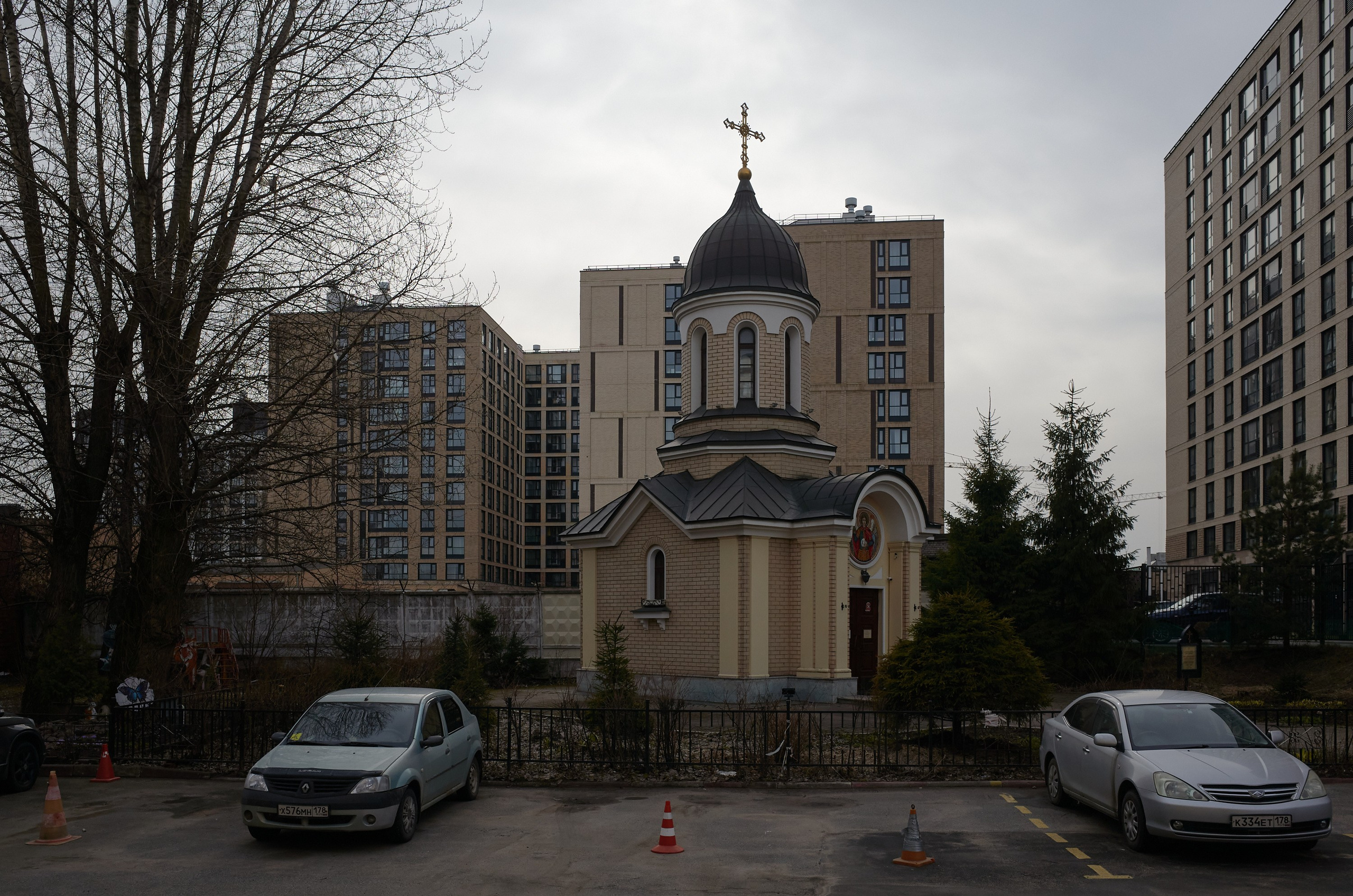 Вера в большом городе. Ольга Шкотова документальный фотограф