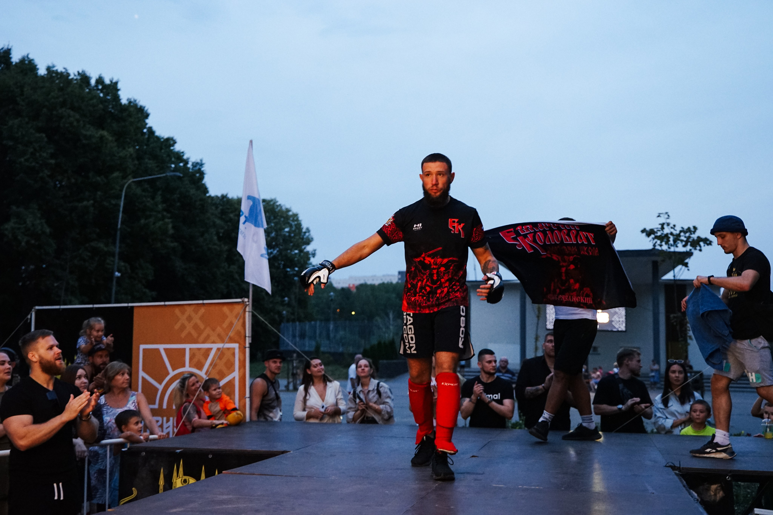Вечер боев в ЦПКиО. Фотограф Надежда Погребняк | Рязань | Москва