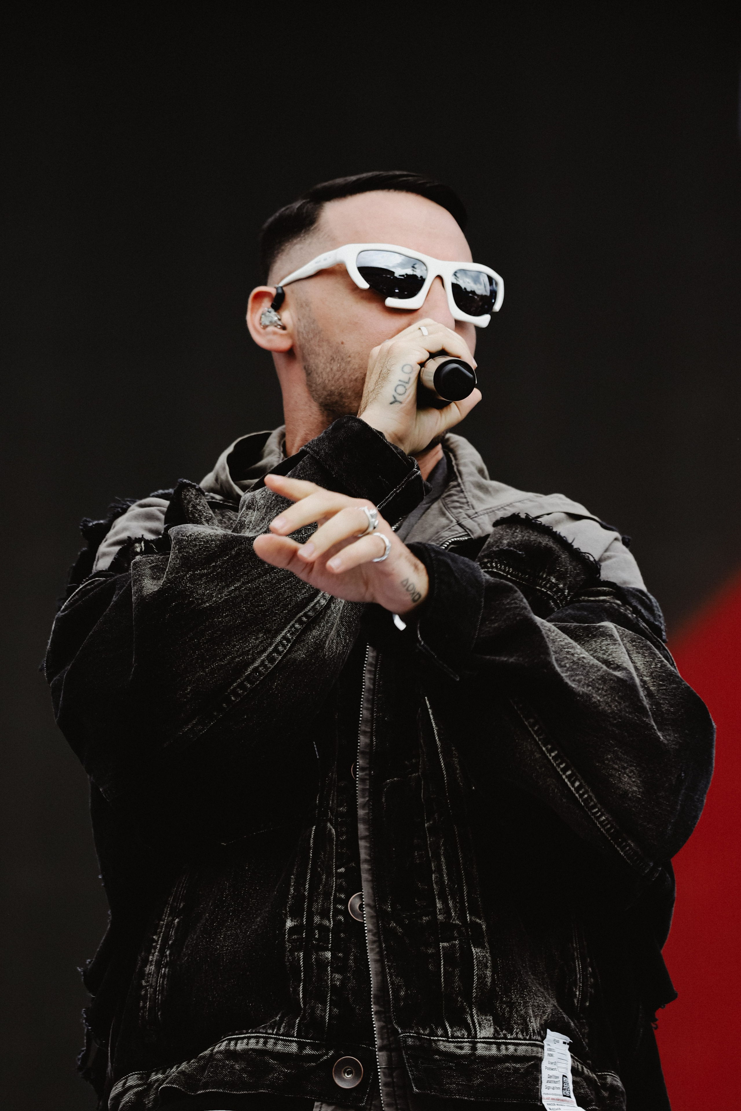 Концертная съёмка: эмоции и энергия в кадре. Профессиональный фотограф звезд, концертов и спортивных событий