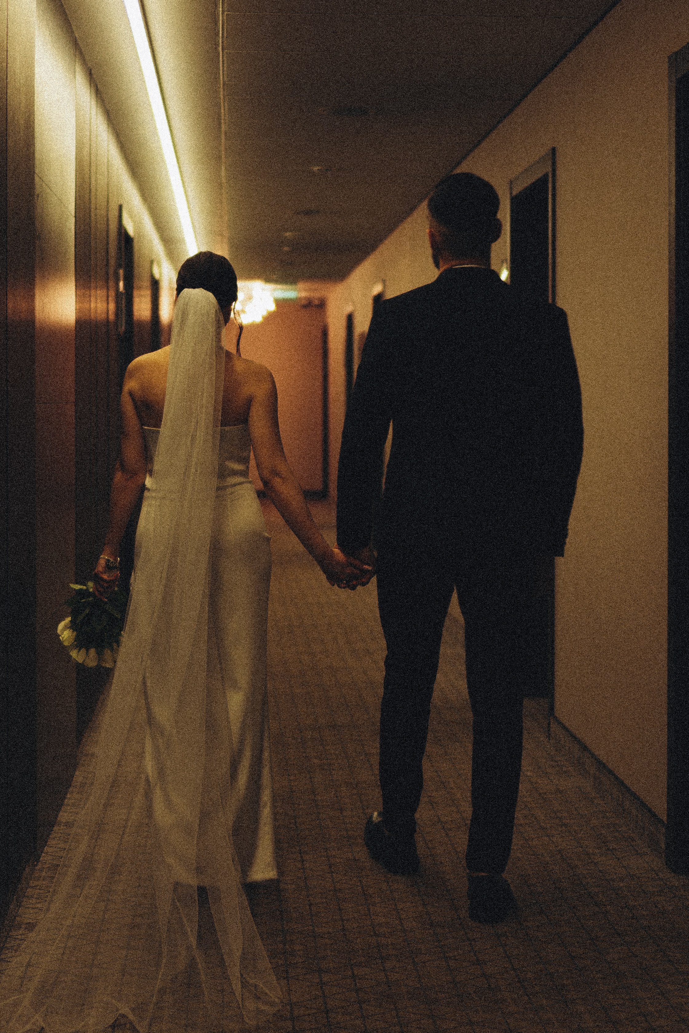 СВАДЕБНАЯ СЬЕМКА СБОРОВ ЖЕНИХА И НЕВЕСТЫ В ОТЕЛЕ И ТАКЖЕ ФОТОСЕССИИЯ В ОТЕЛЕЕ МЕГАПОЛИС БРЯНСК. Профессиональный фотограф, Санкт-Петербург — Виктория Богомолова