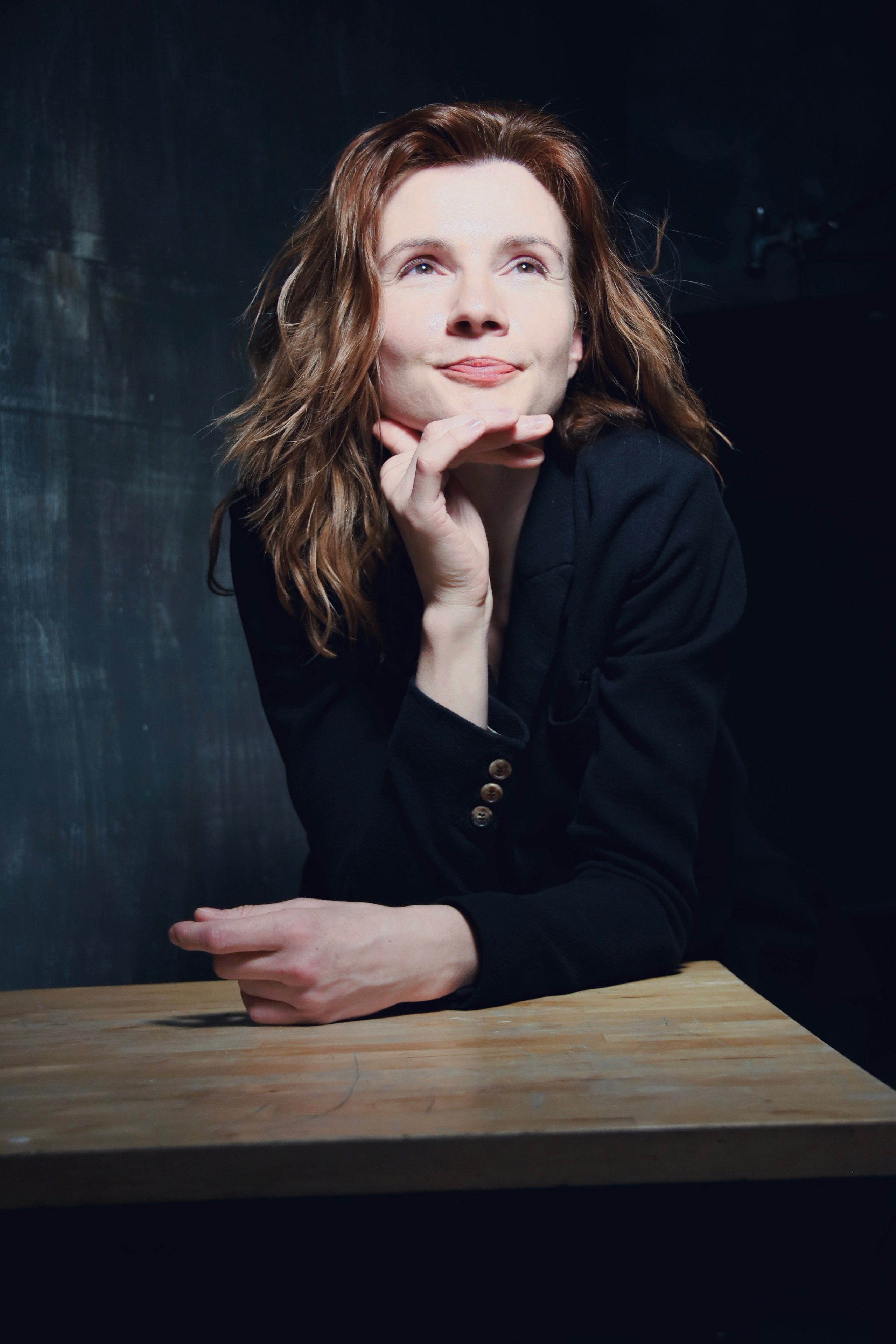 Клаудиа Бочар, актриса. Екатерина Гринева — портретный фотограф