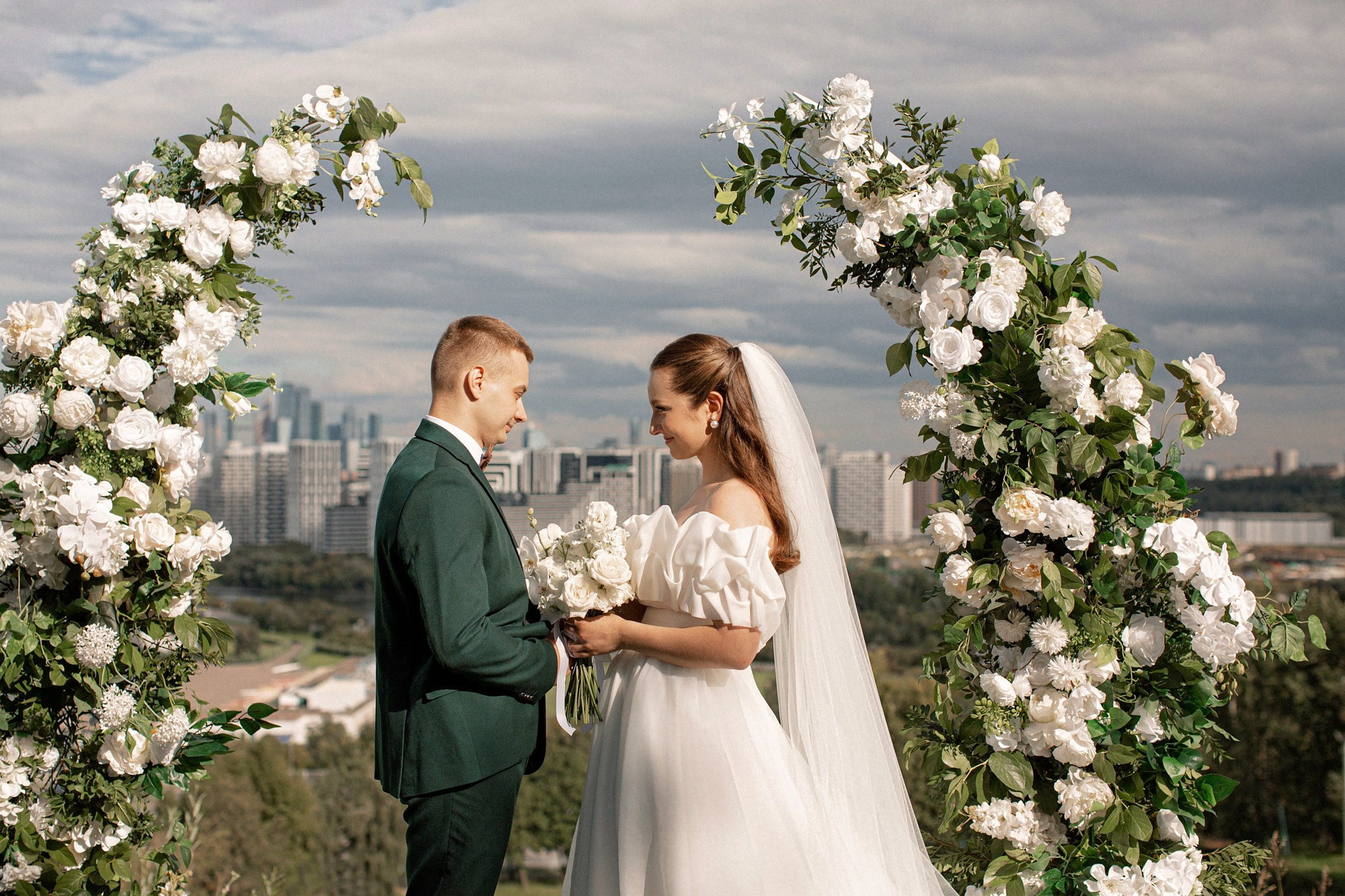 Свадьба на природе. Свадебный и портретный фотограф Москва